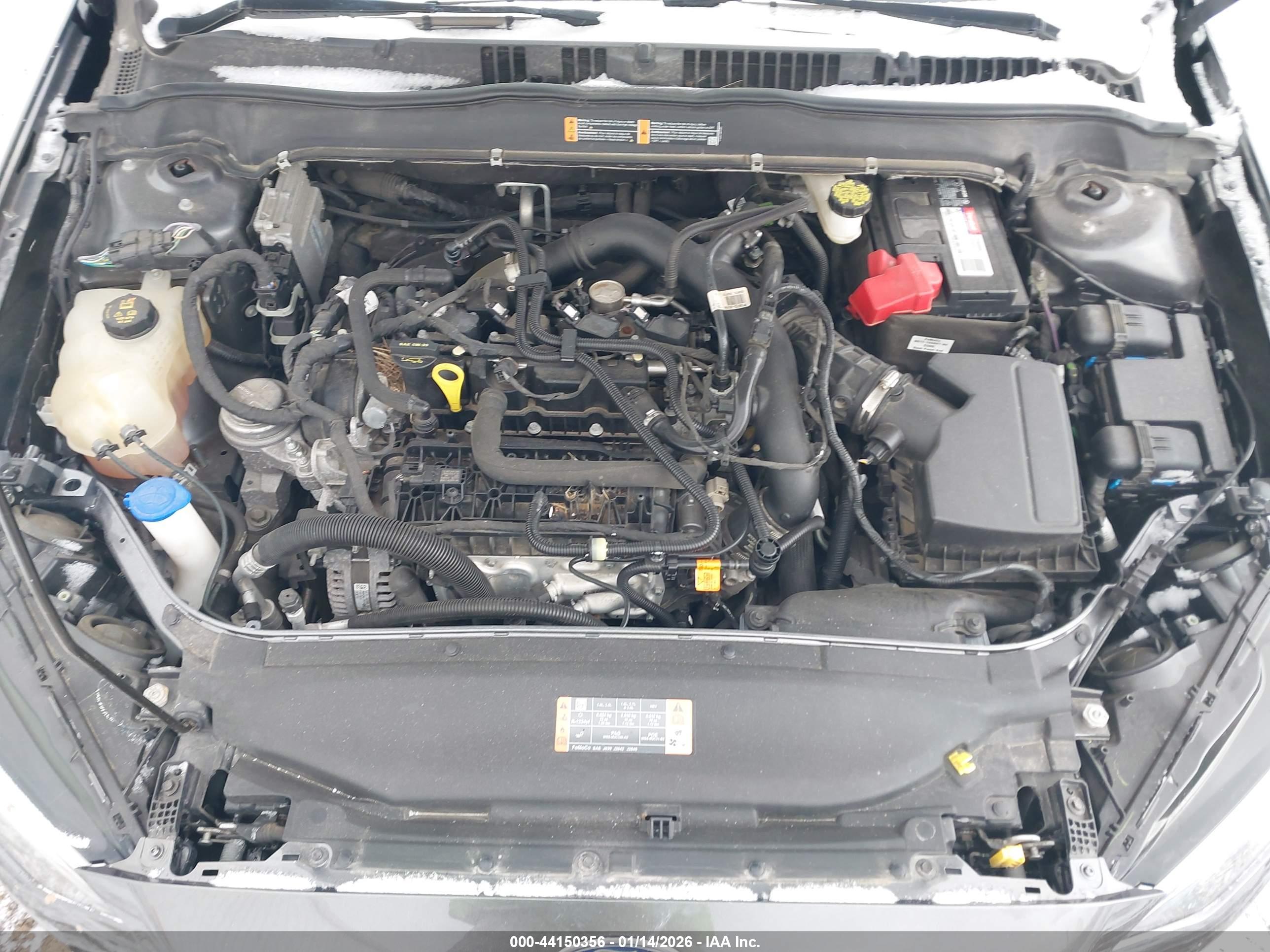 FORD FUSION image 10