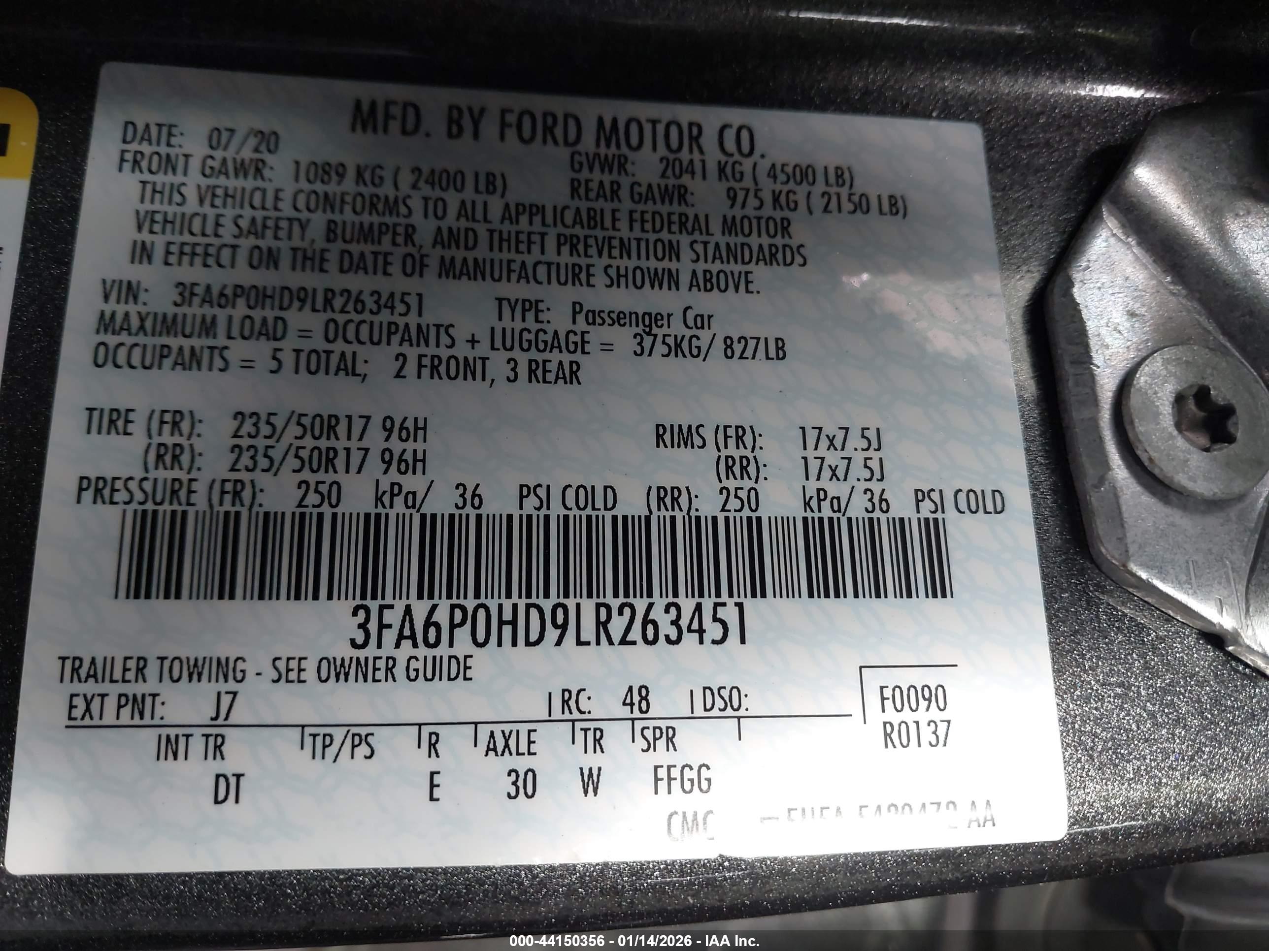 FORD FUSION image 9