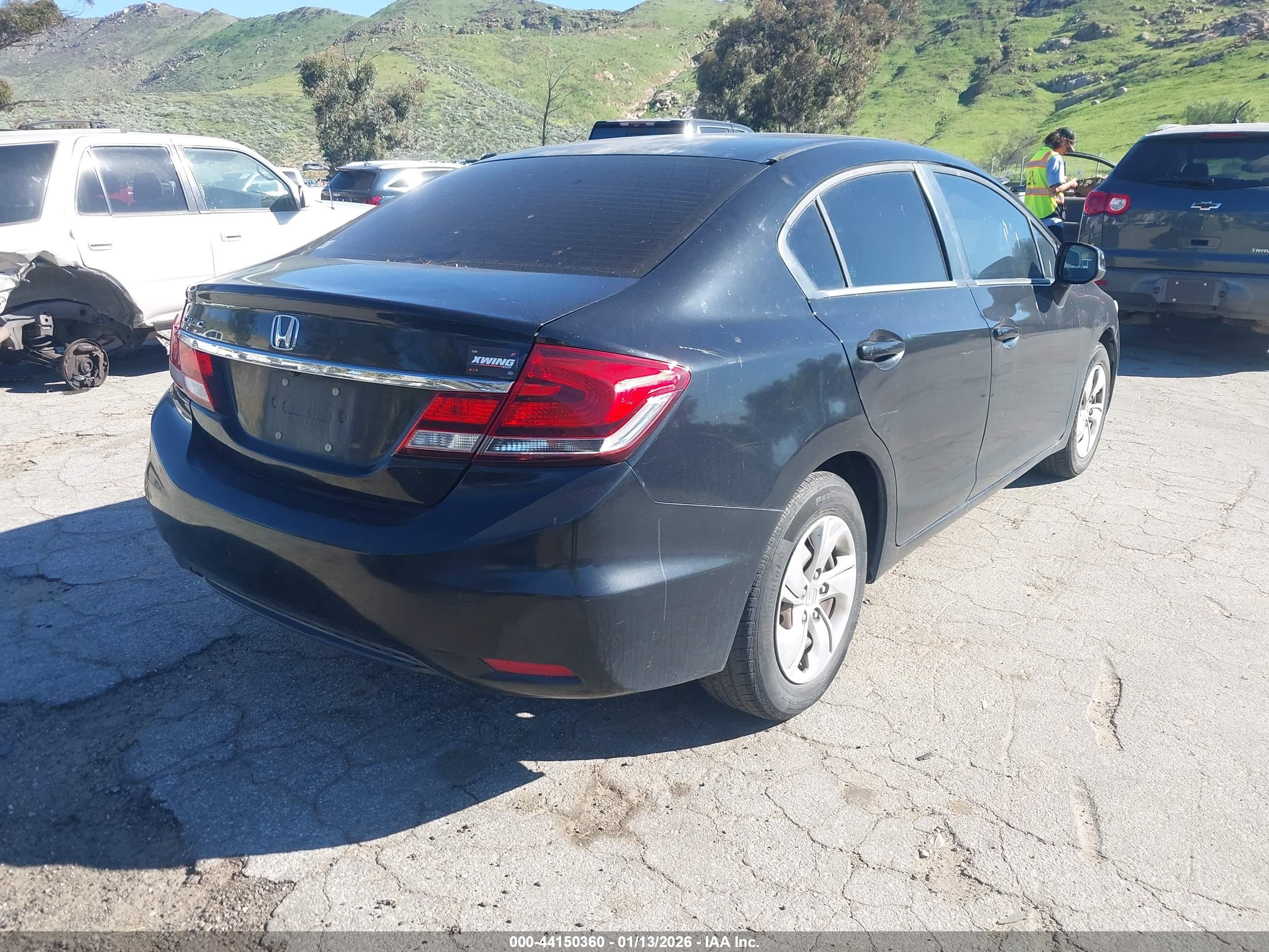 HONDA CIVIC image 4