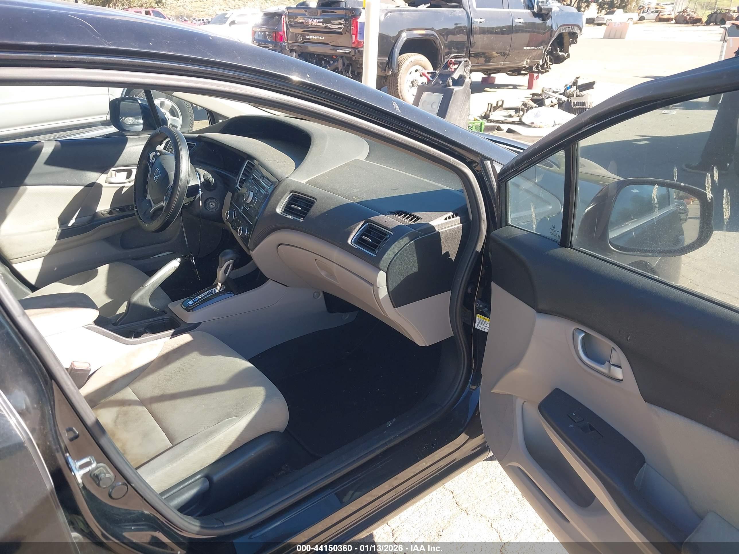 HONDA CIVIC image 5