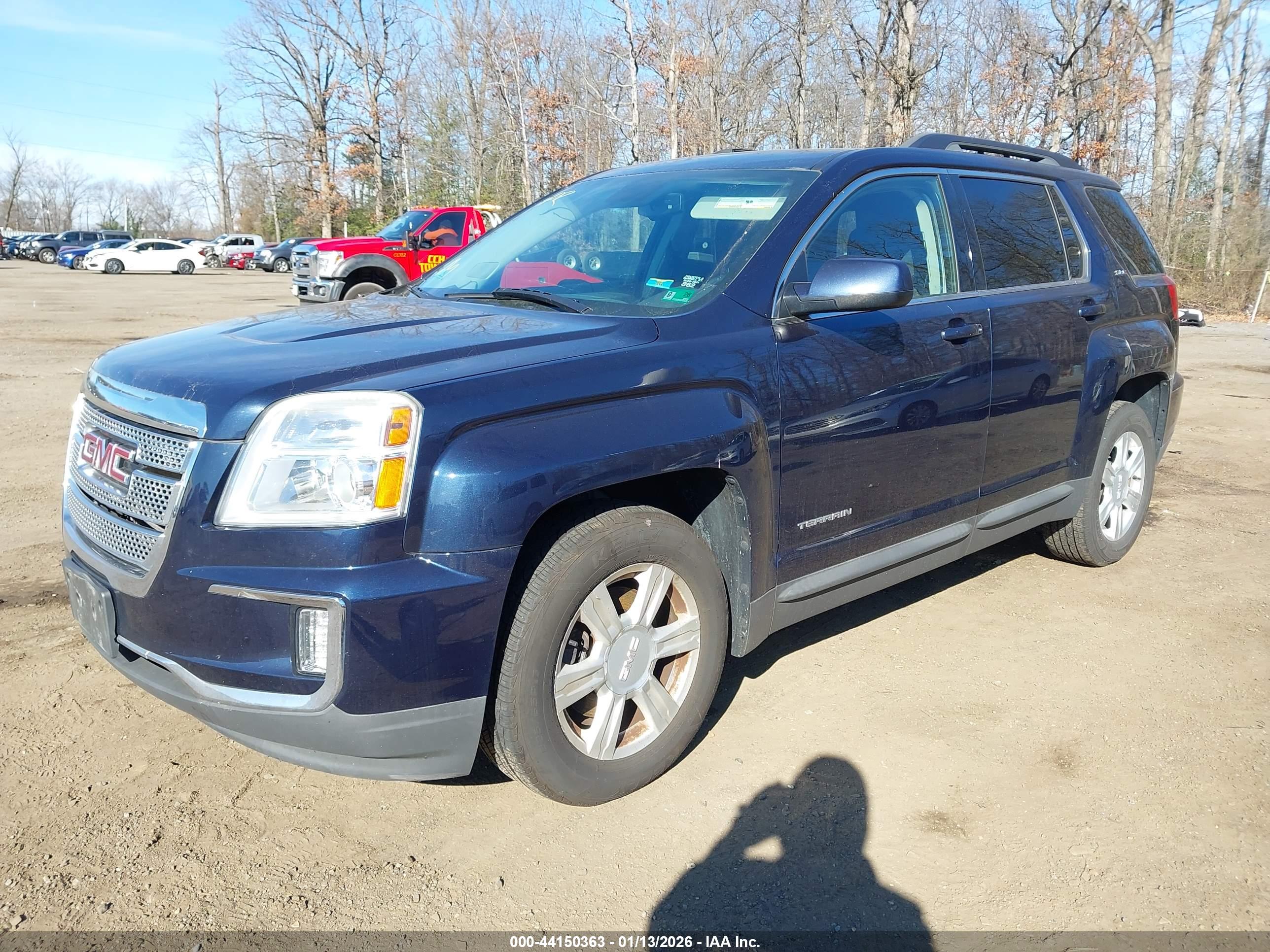 GMC TERRAIN image 2