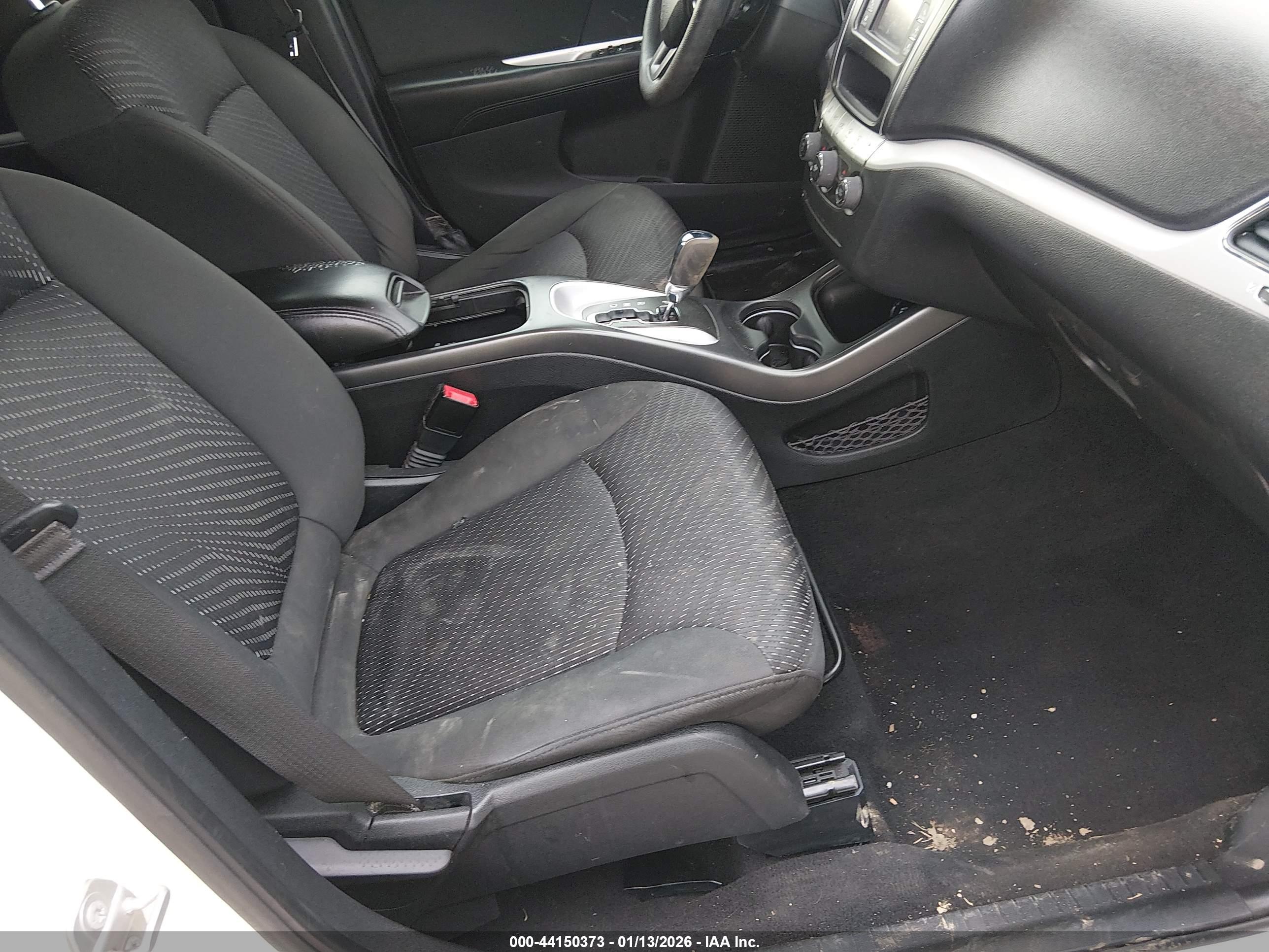 DODGE JOURNEY image 5