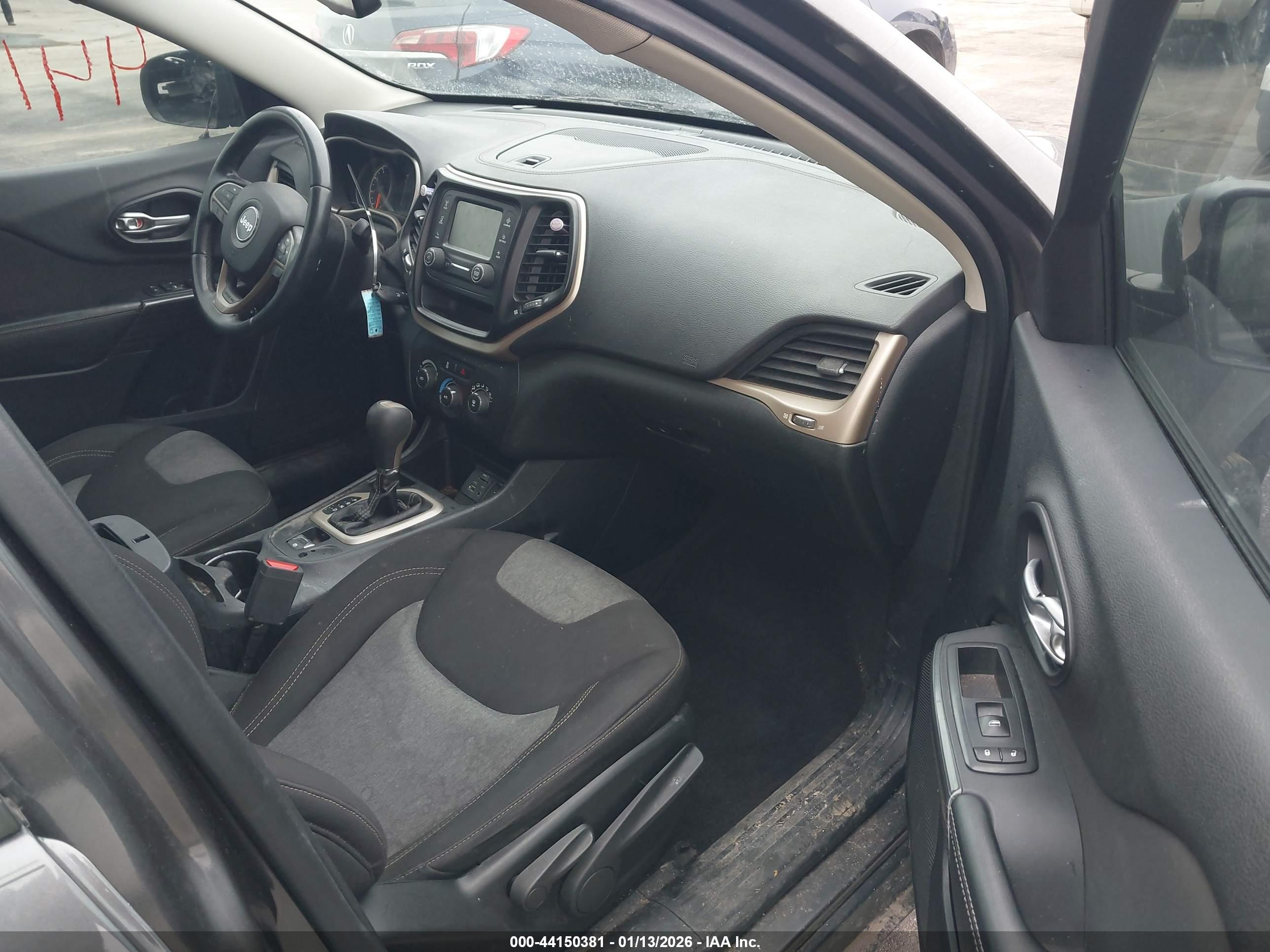 JEEP CHEROKEE image 5