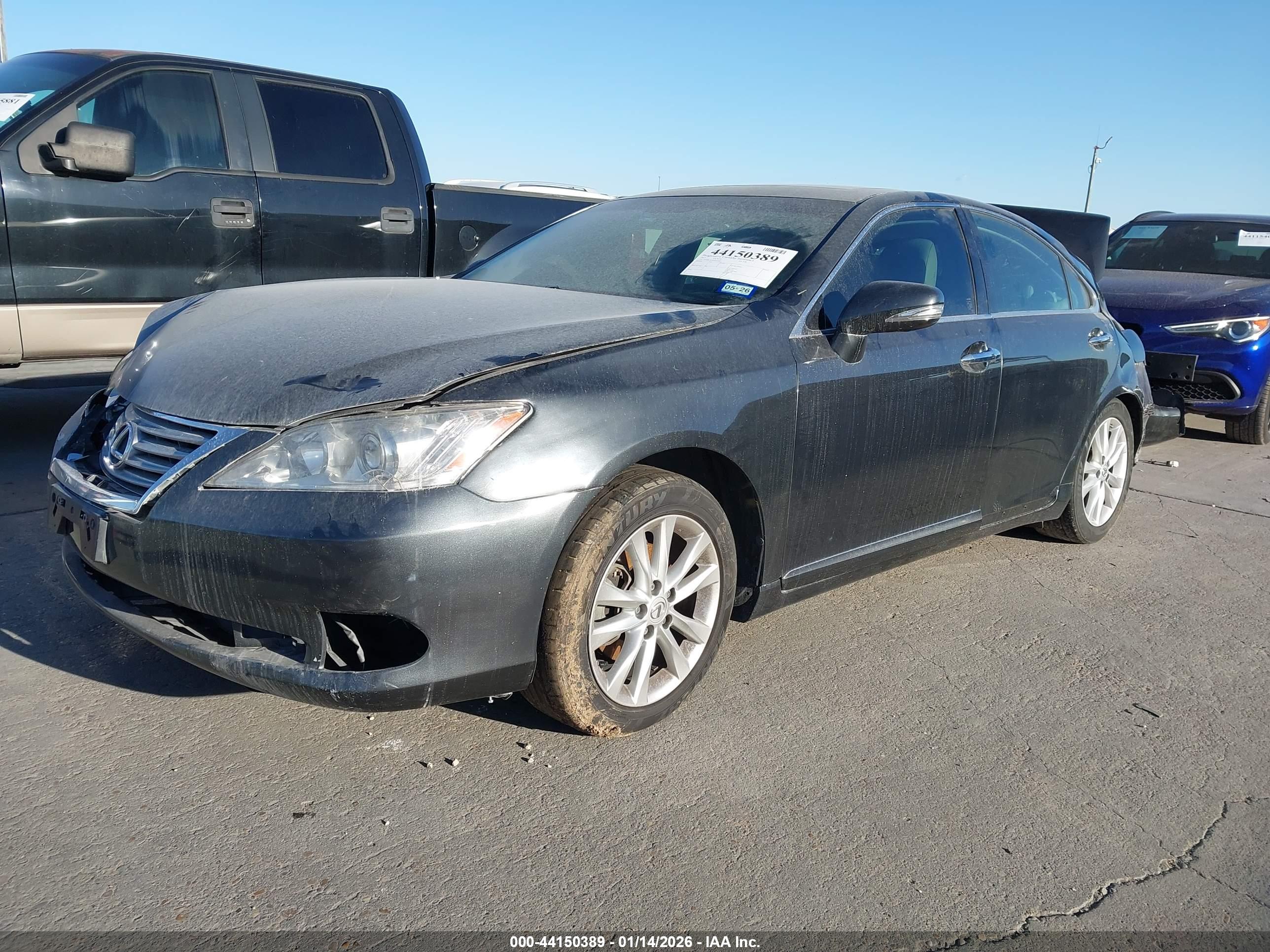 LEXUS ES image 2