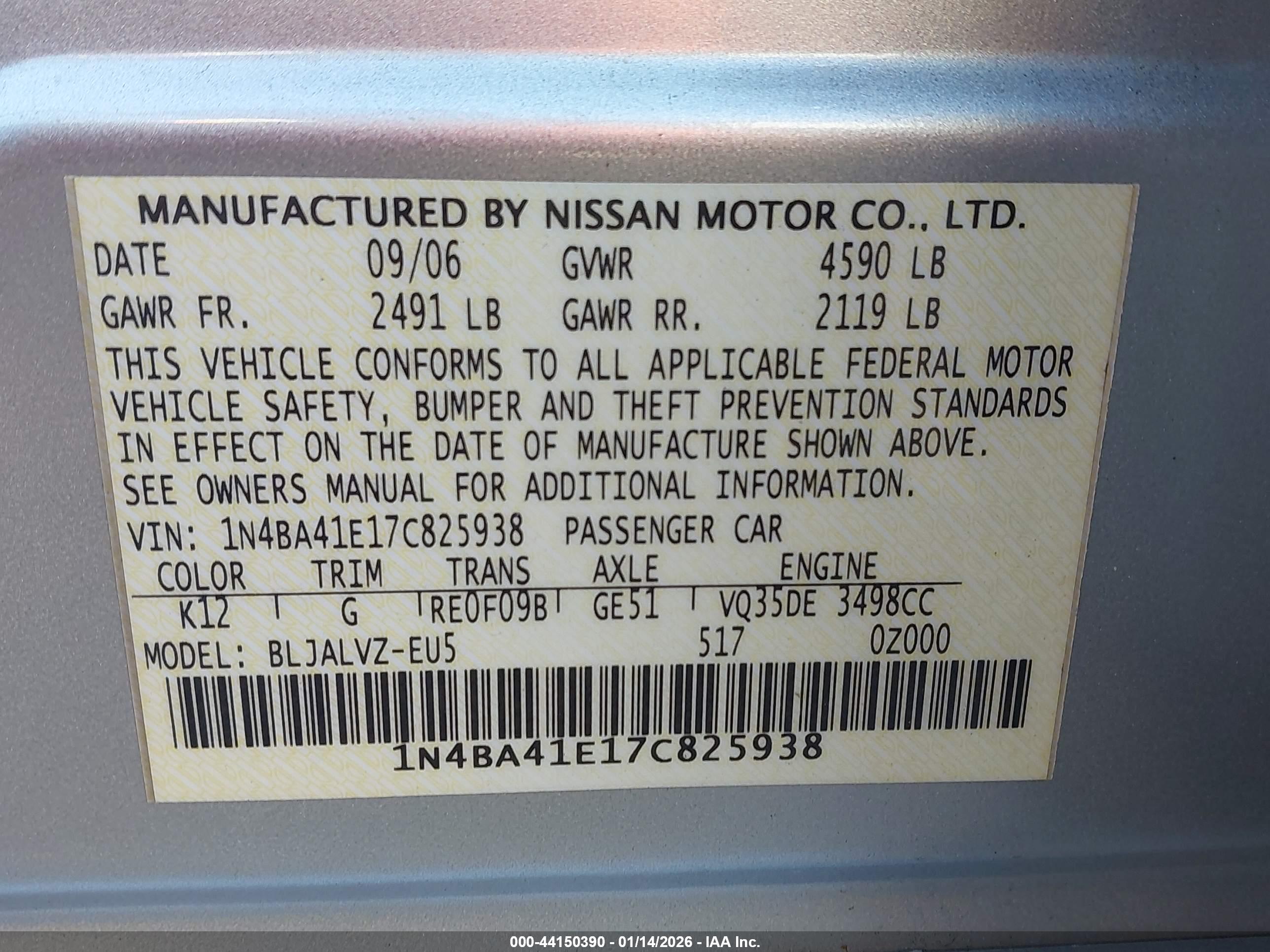 NISSAN MAXIMA image 9