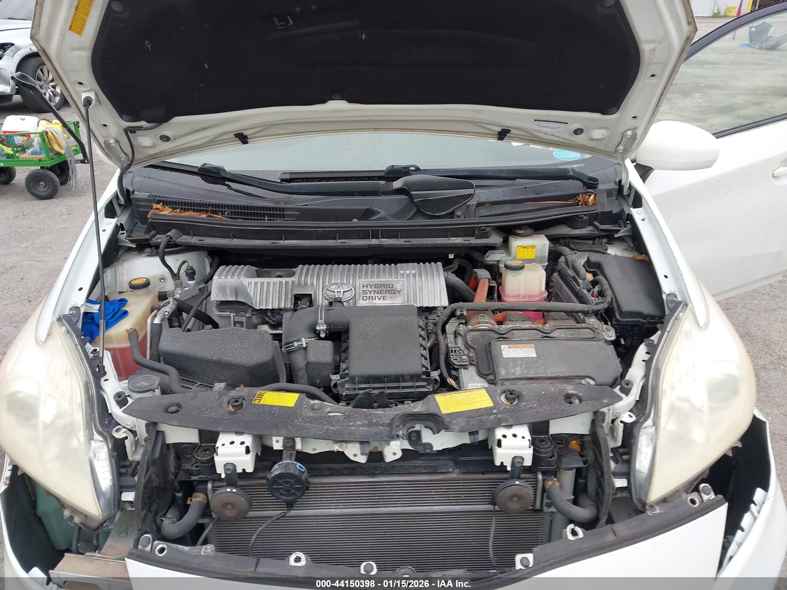 TOYOTA PRIUS image 10