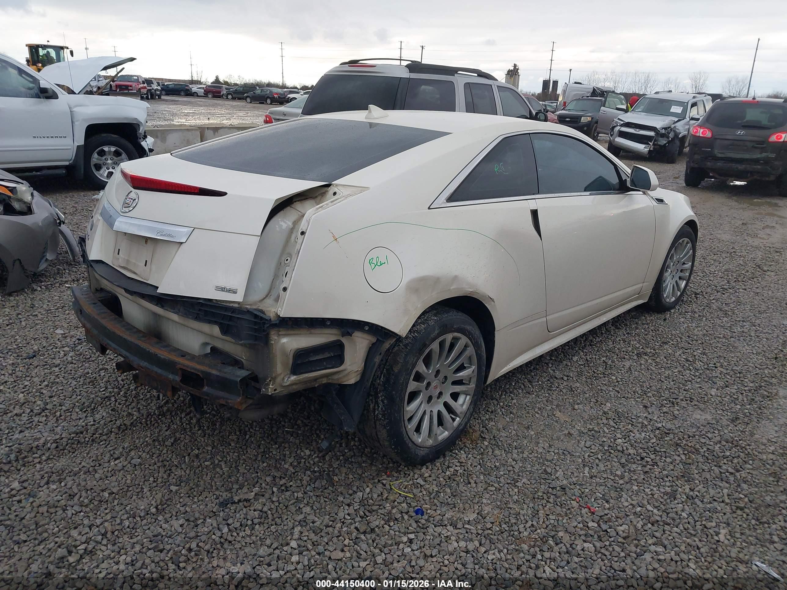 CADILLAC CTS image 4