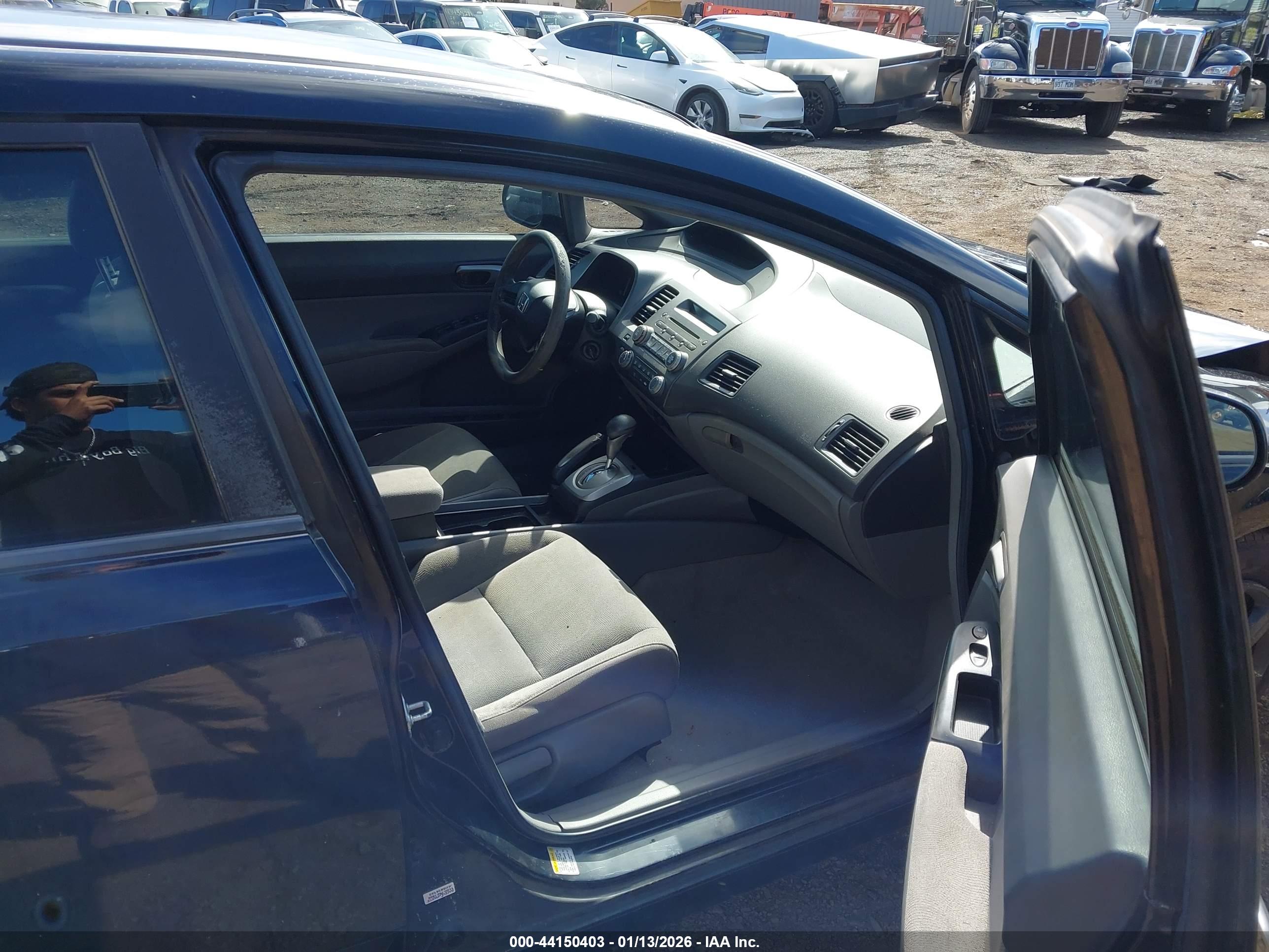 HONDA CIVIC image 5