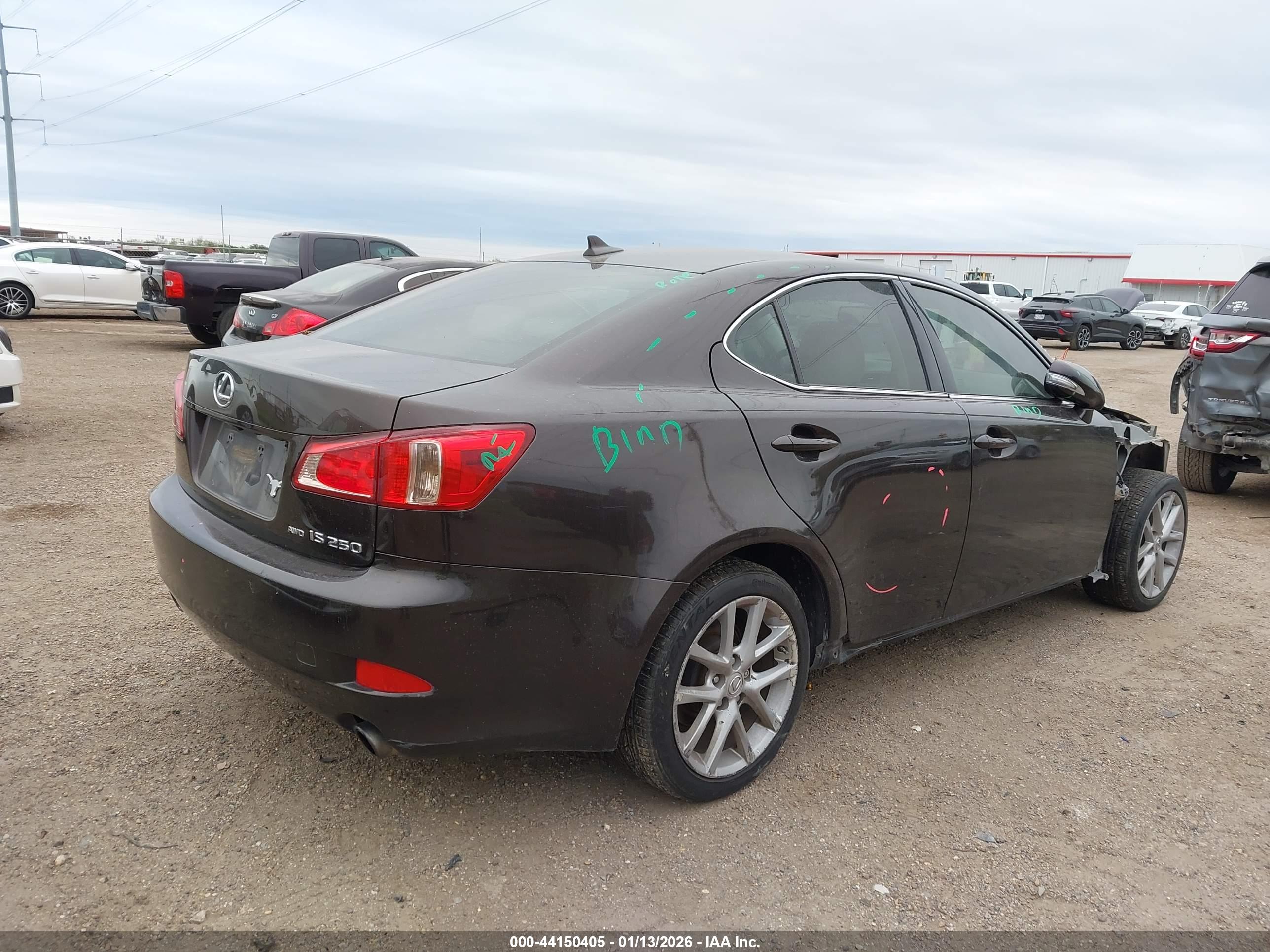 LEXUS IS image 4