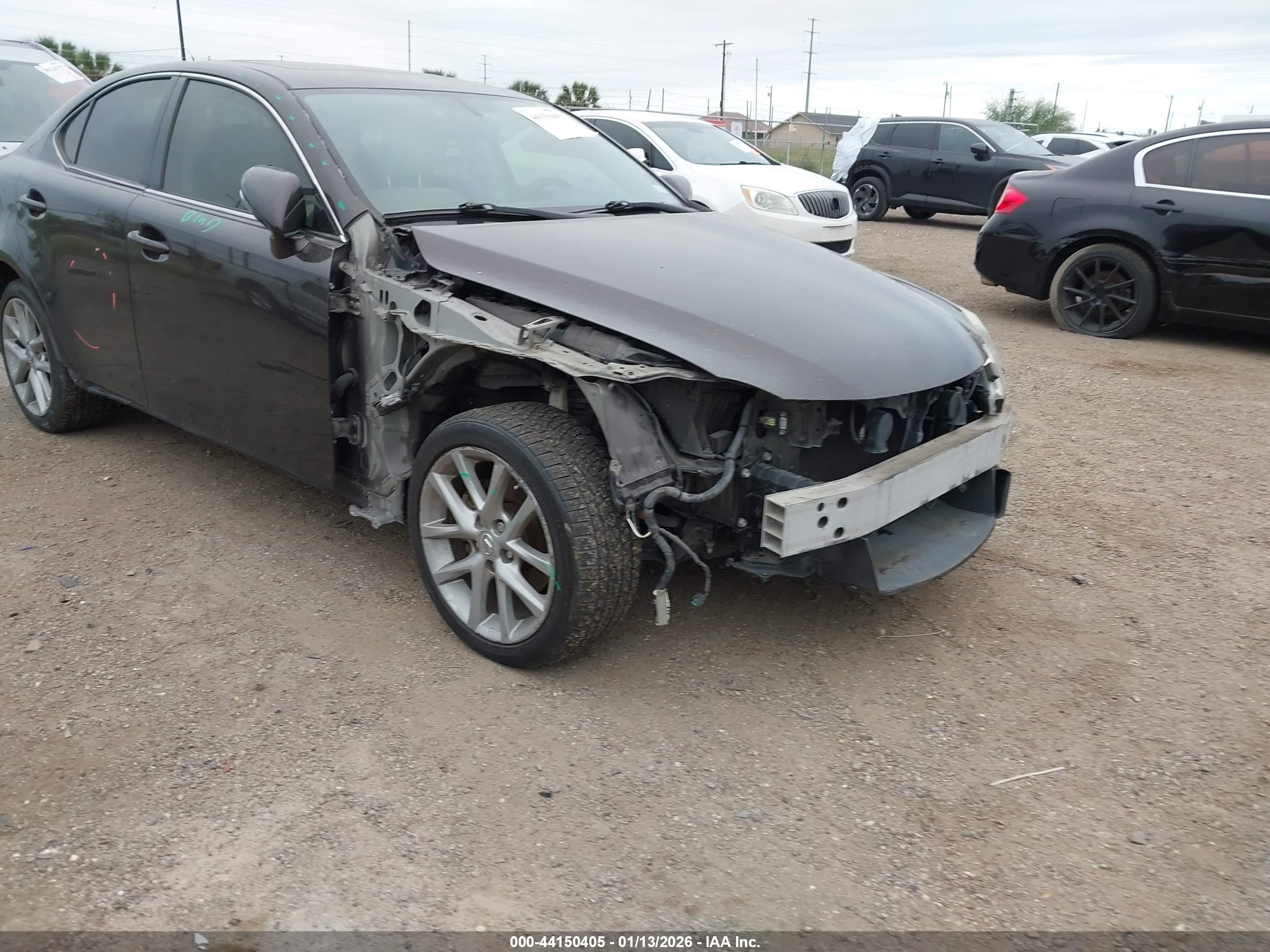 LEXUS IS image 6