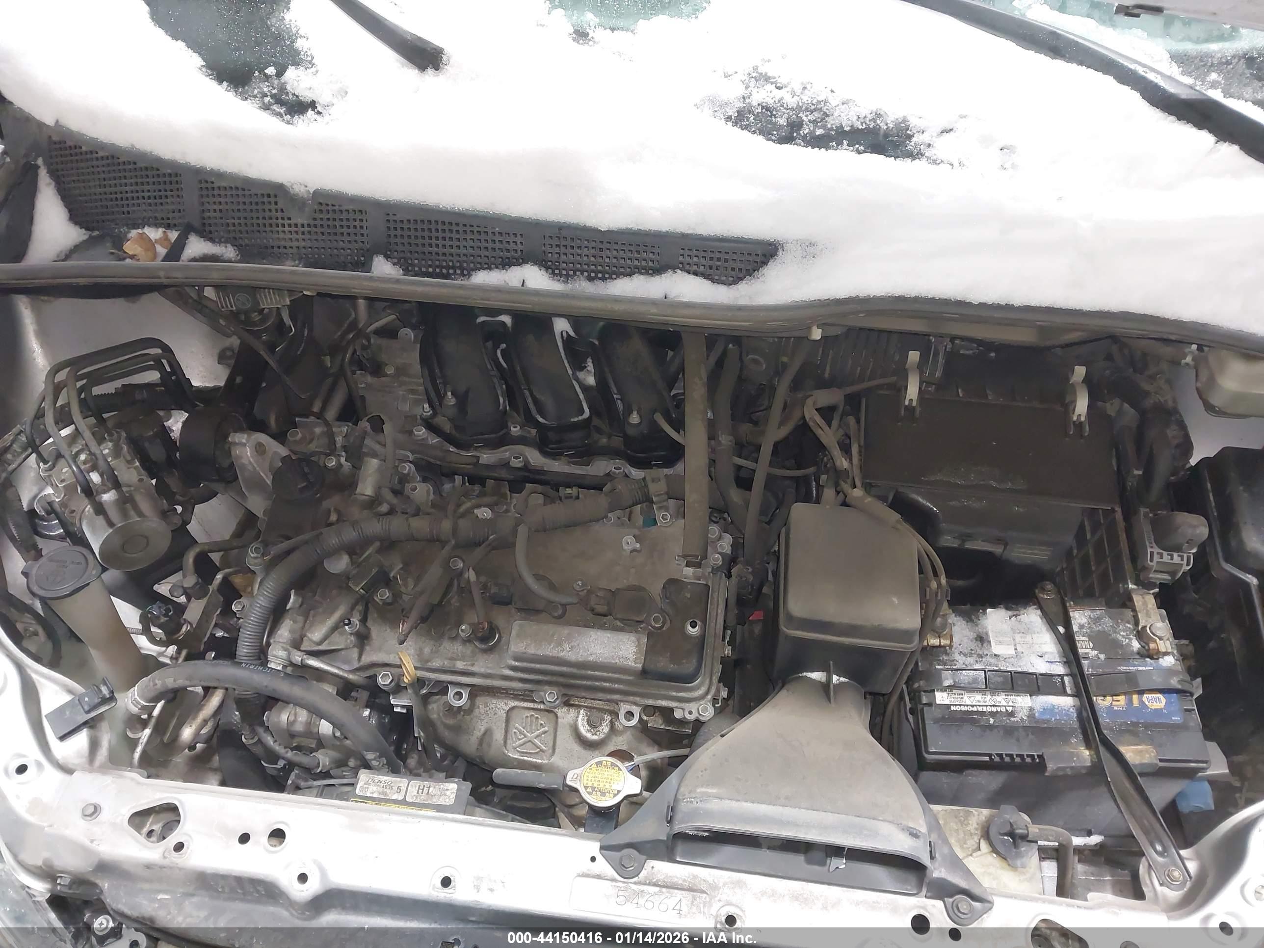 TOYOTA SIENNA image 10