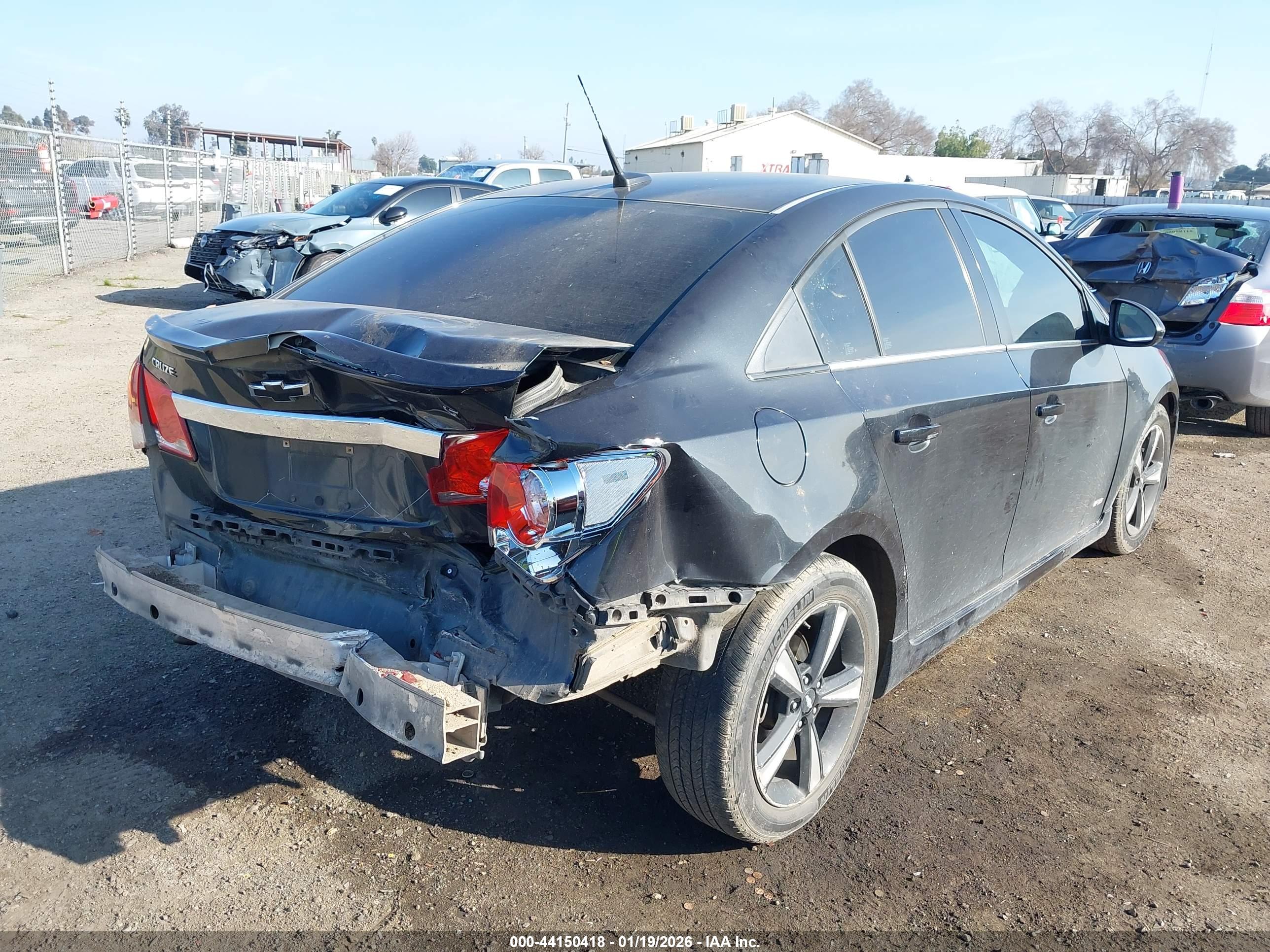 CHEVROLET CRUZE image 4