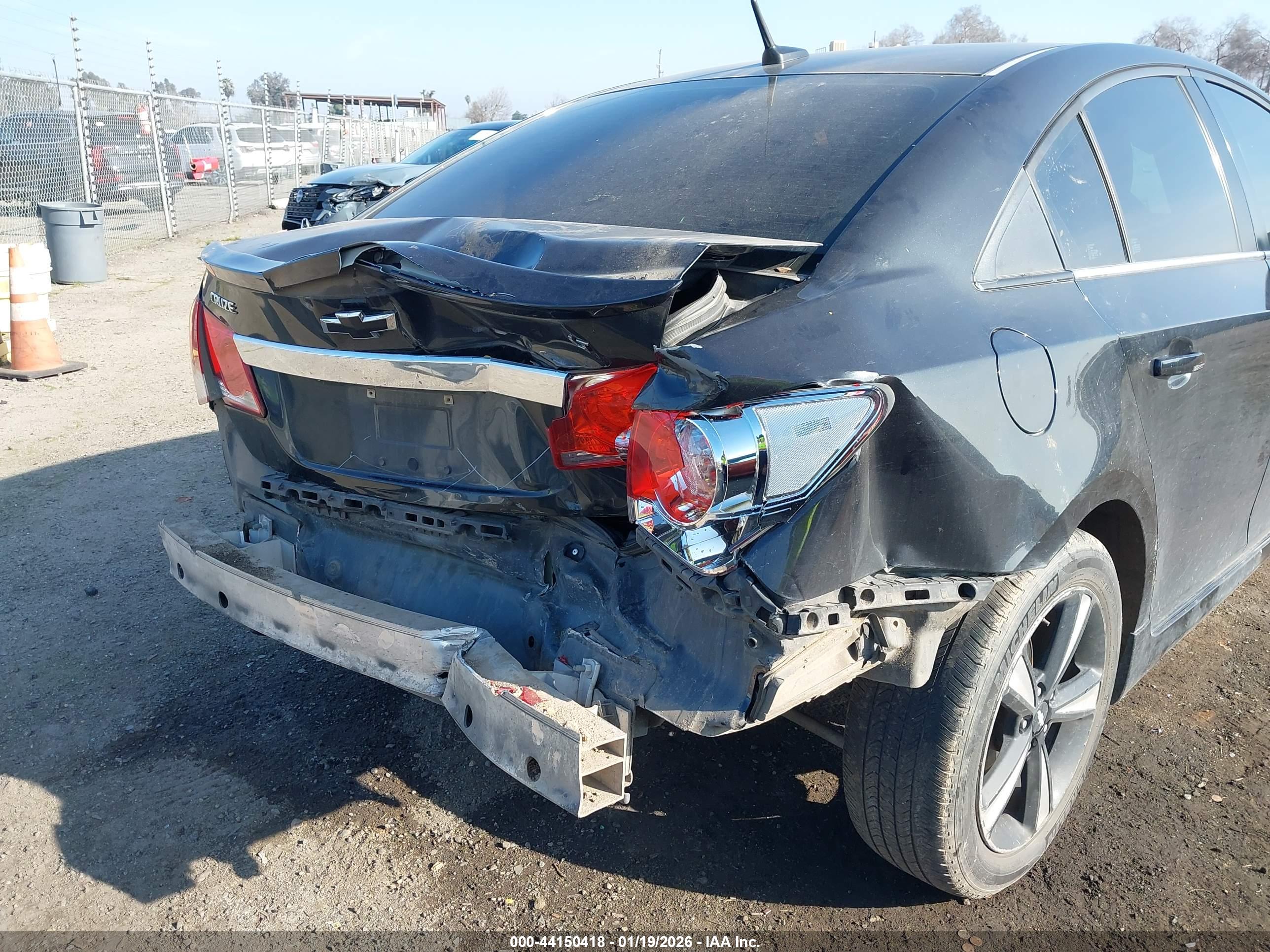 CHEVROLET CRUZE image 6