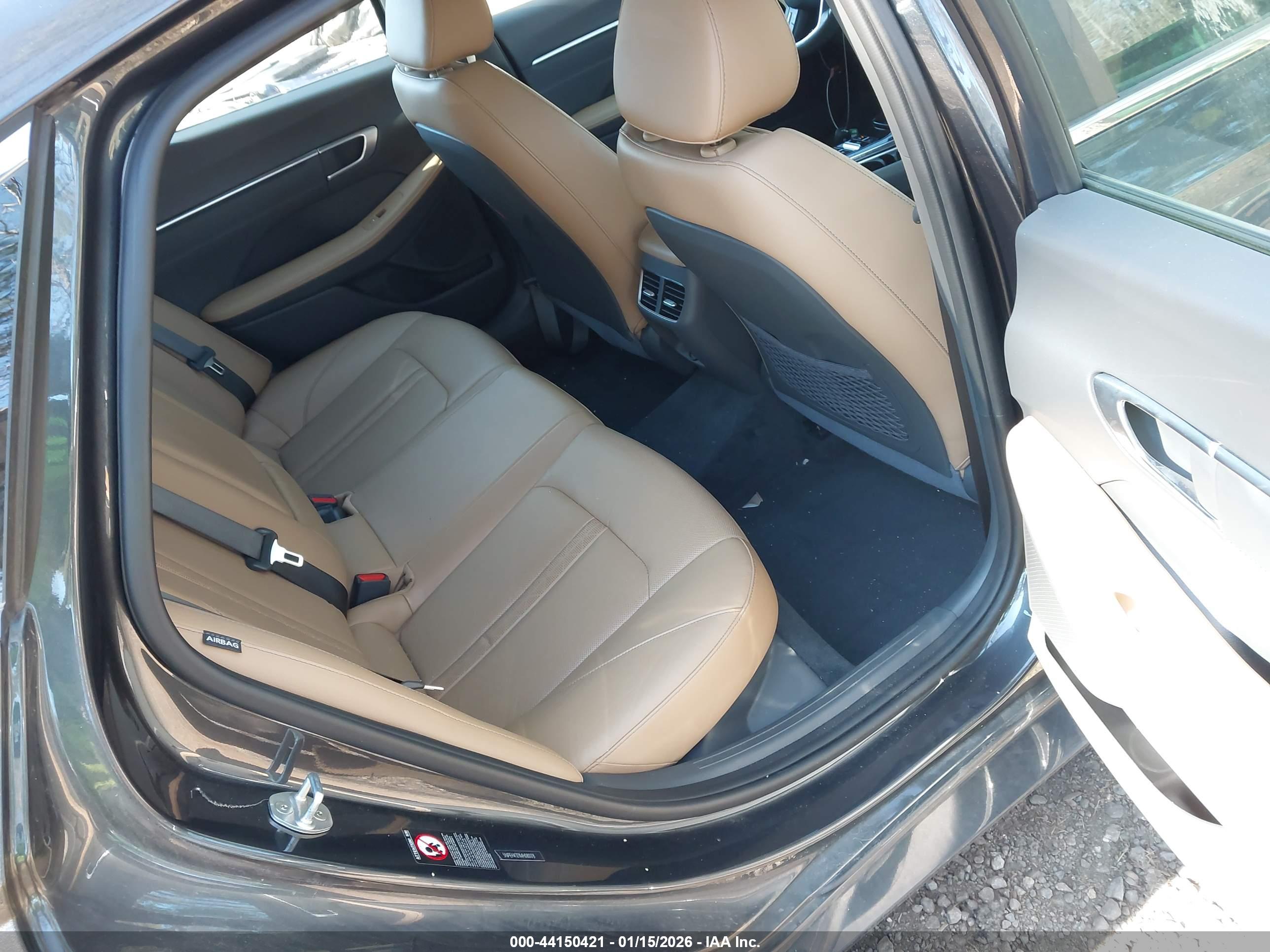 HYUNDAI SONATA image 8