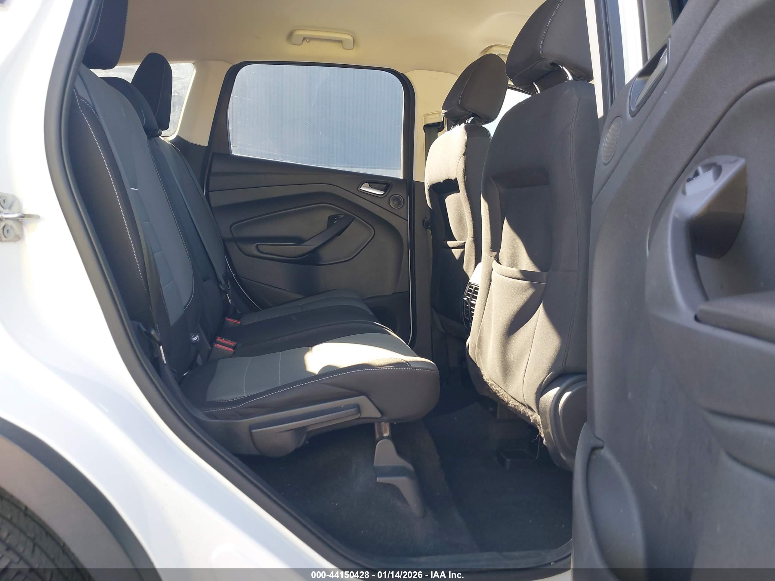 FORD ESCAPE image 8