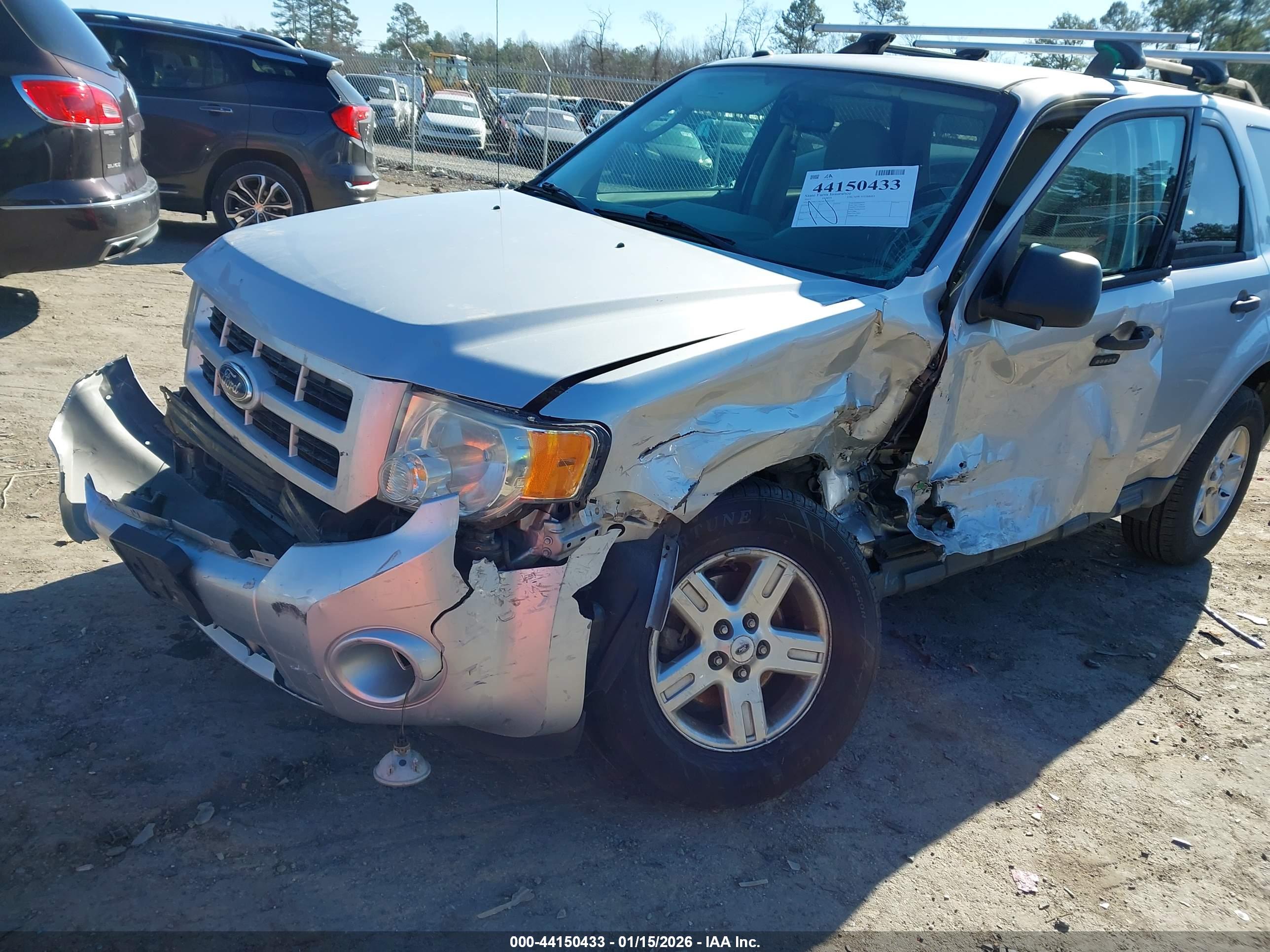 FORD ESCAPE image 6