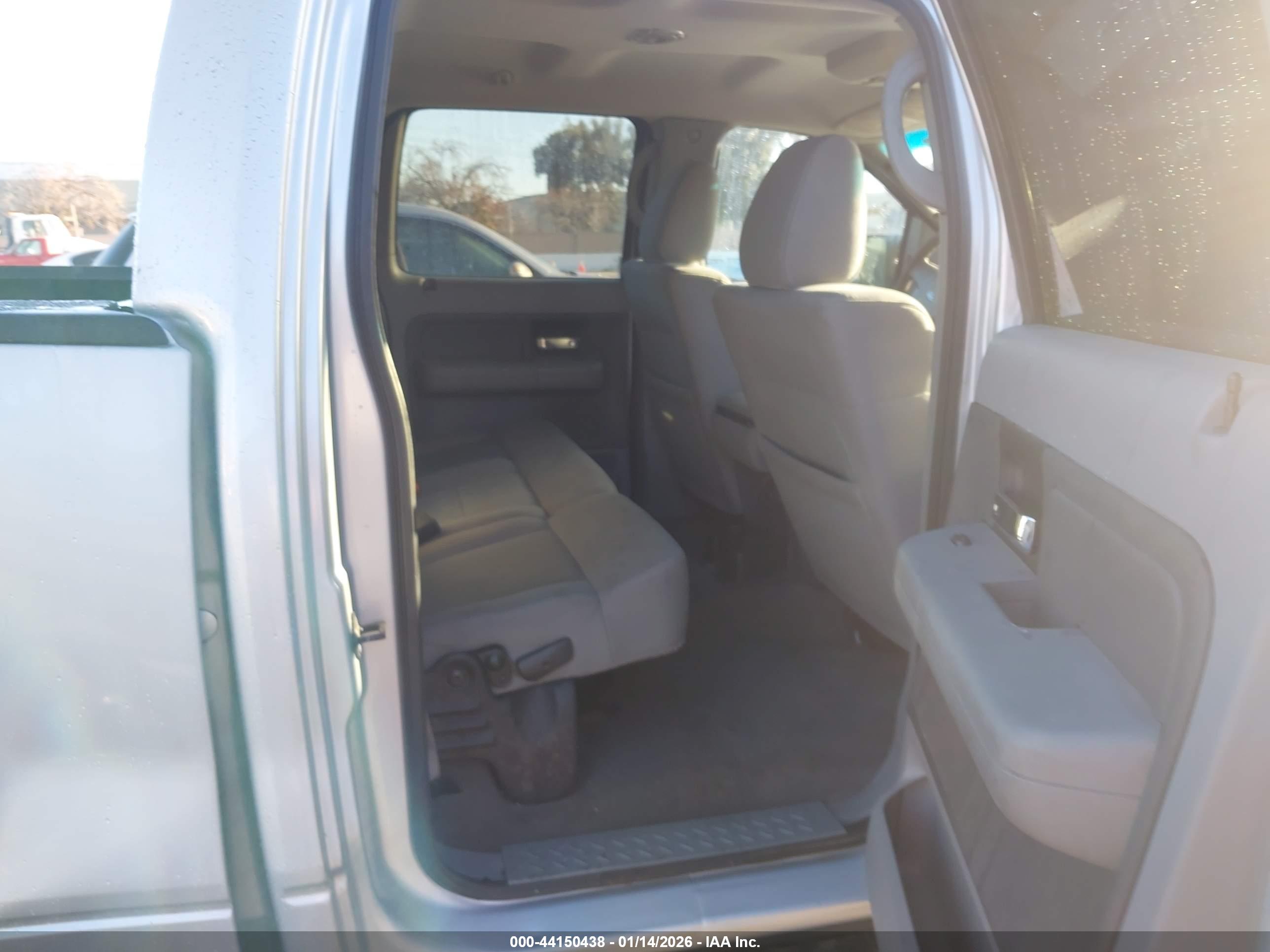FORD F-150 image 8