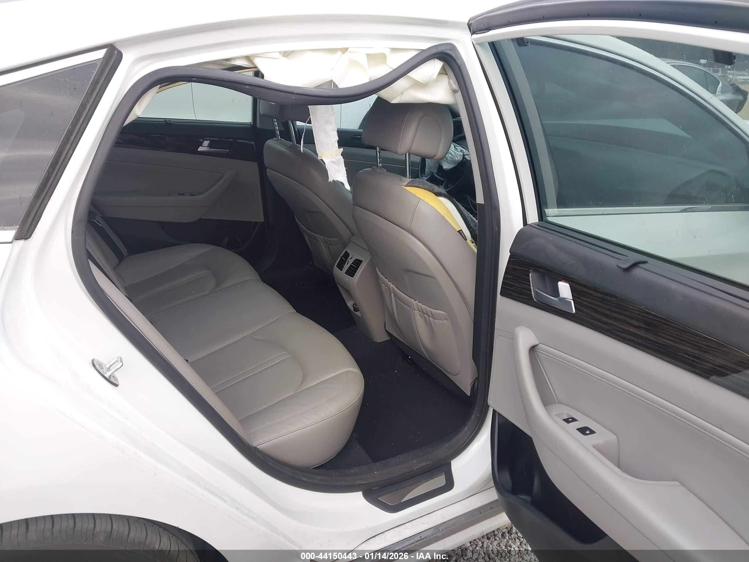 HYUNDAI SONATA image 8