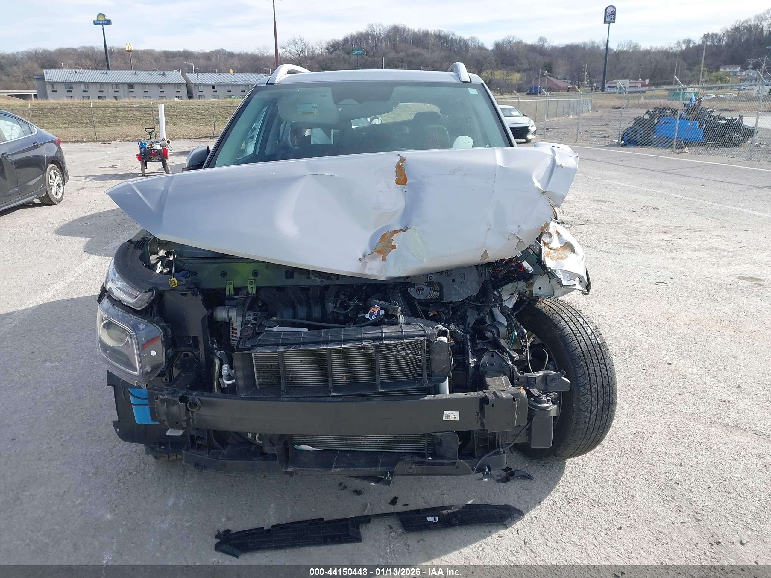 HYUNDAI VENUE image 6