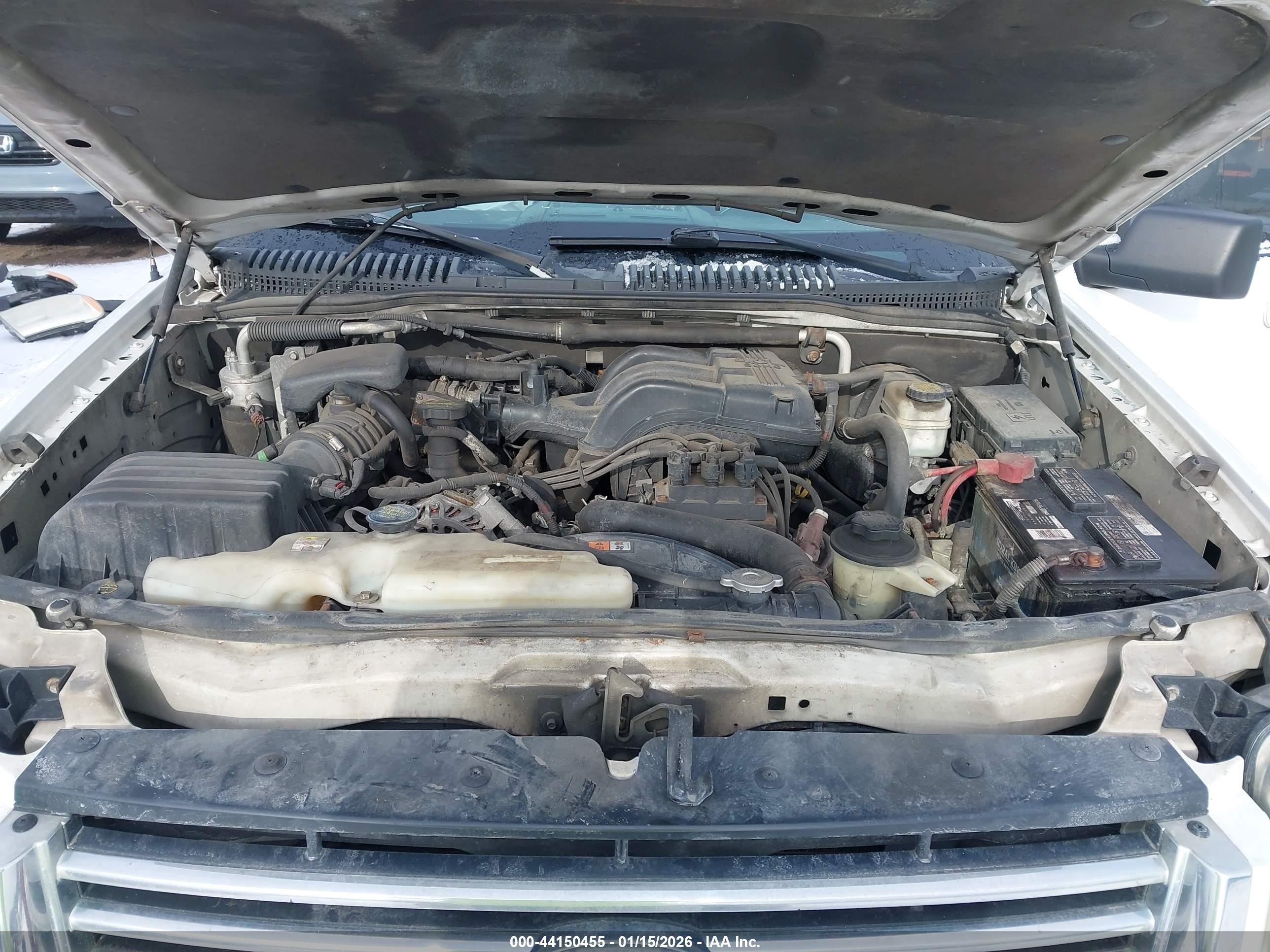 FORD EXPLORER image 10