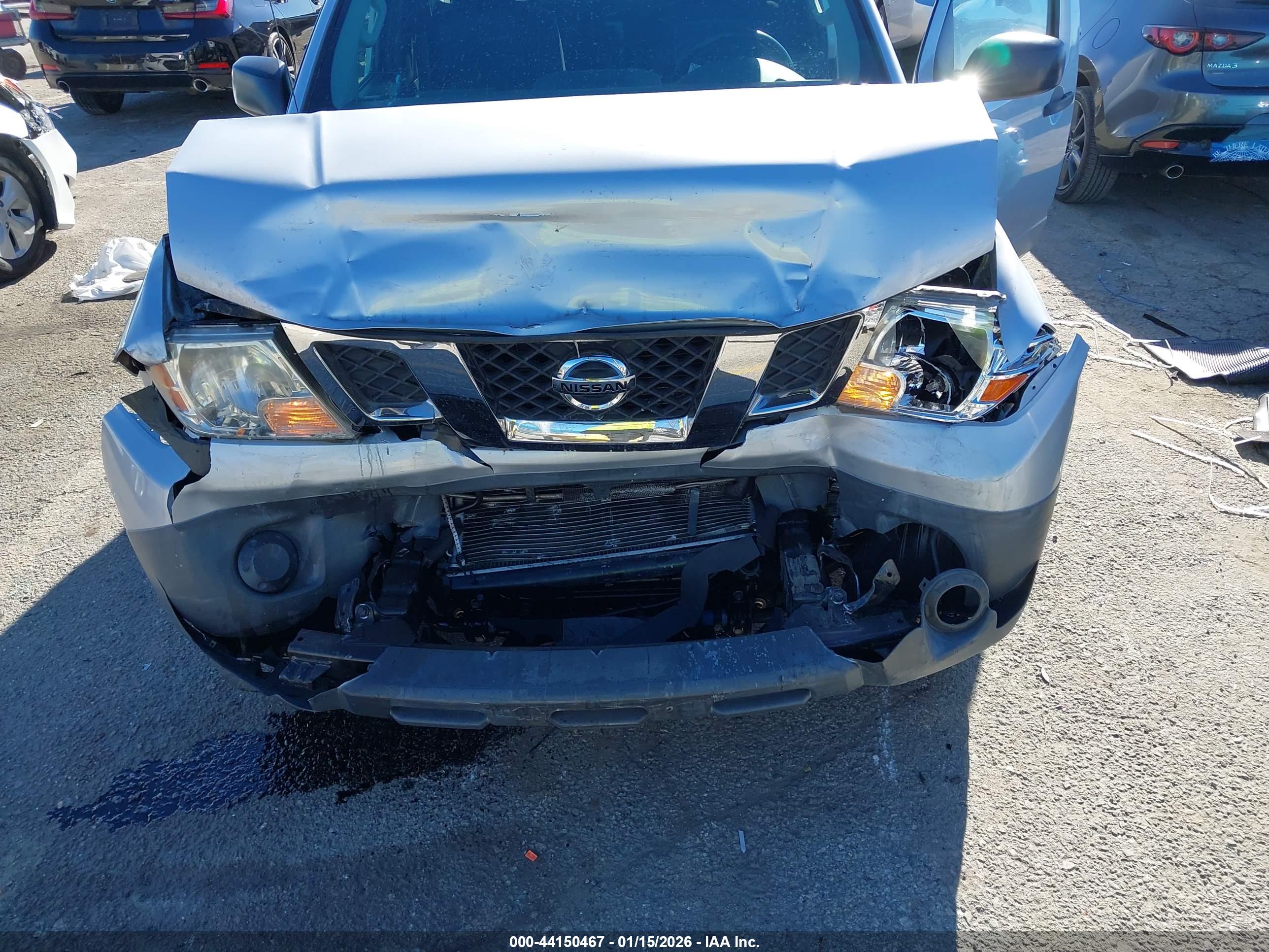 NISSAN FRONTIER image 6