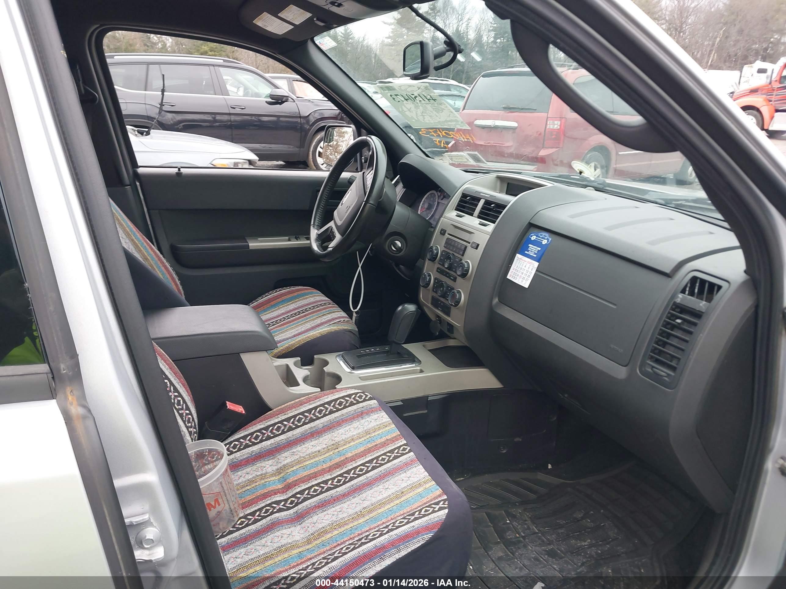 FORD ESCAPE image 5