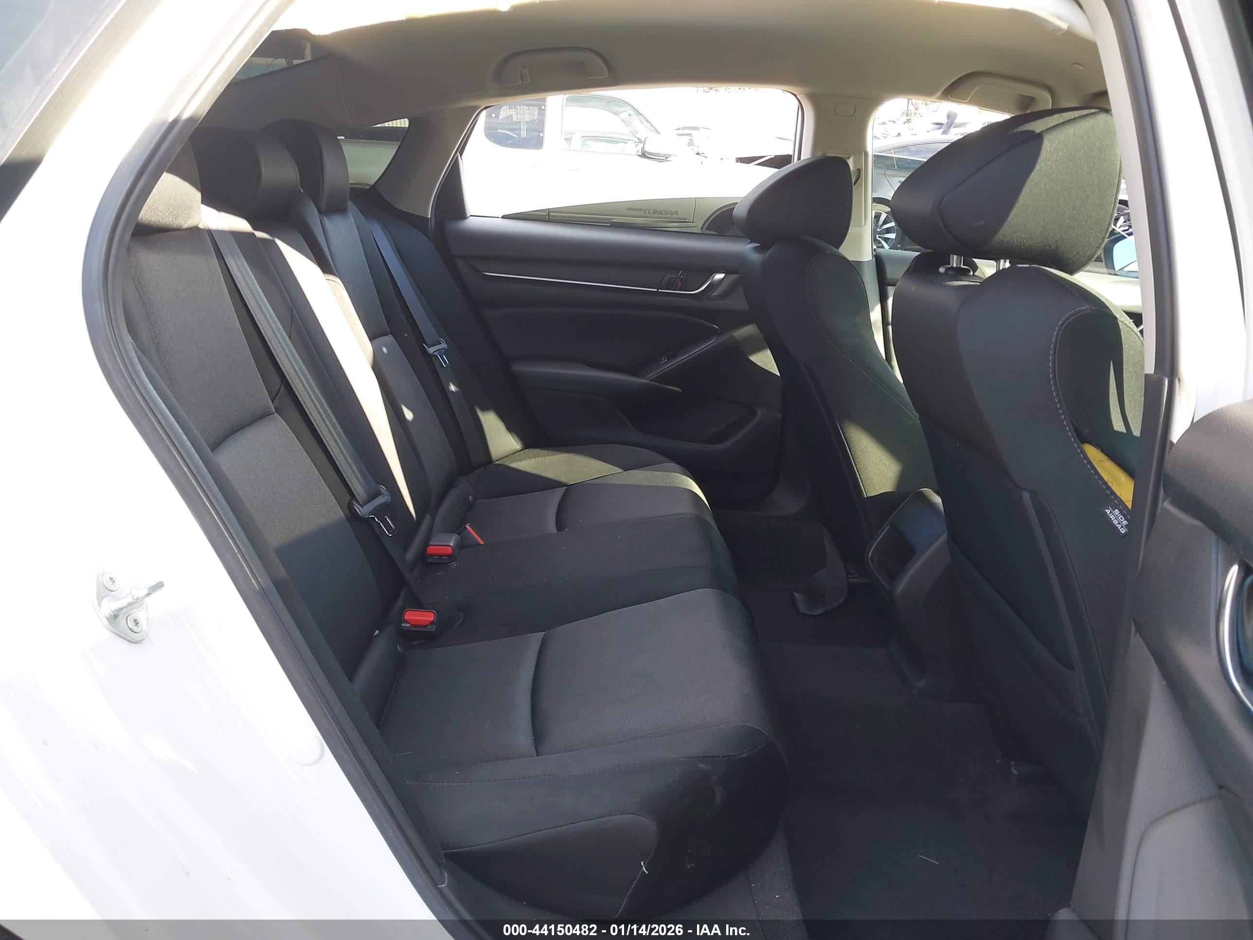 HONDA ACCORD image 8