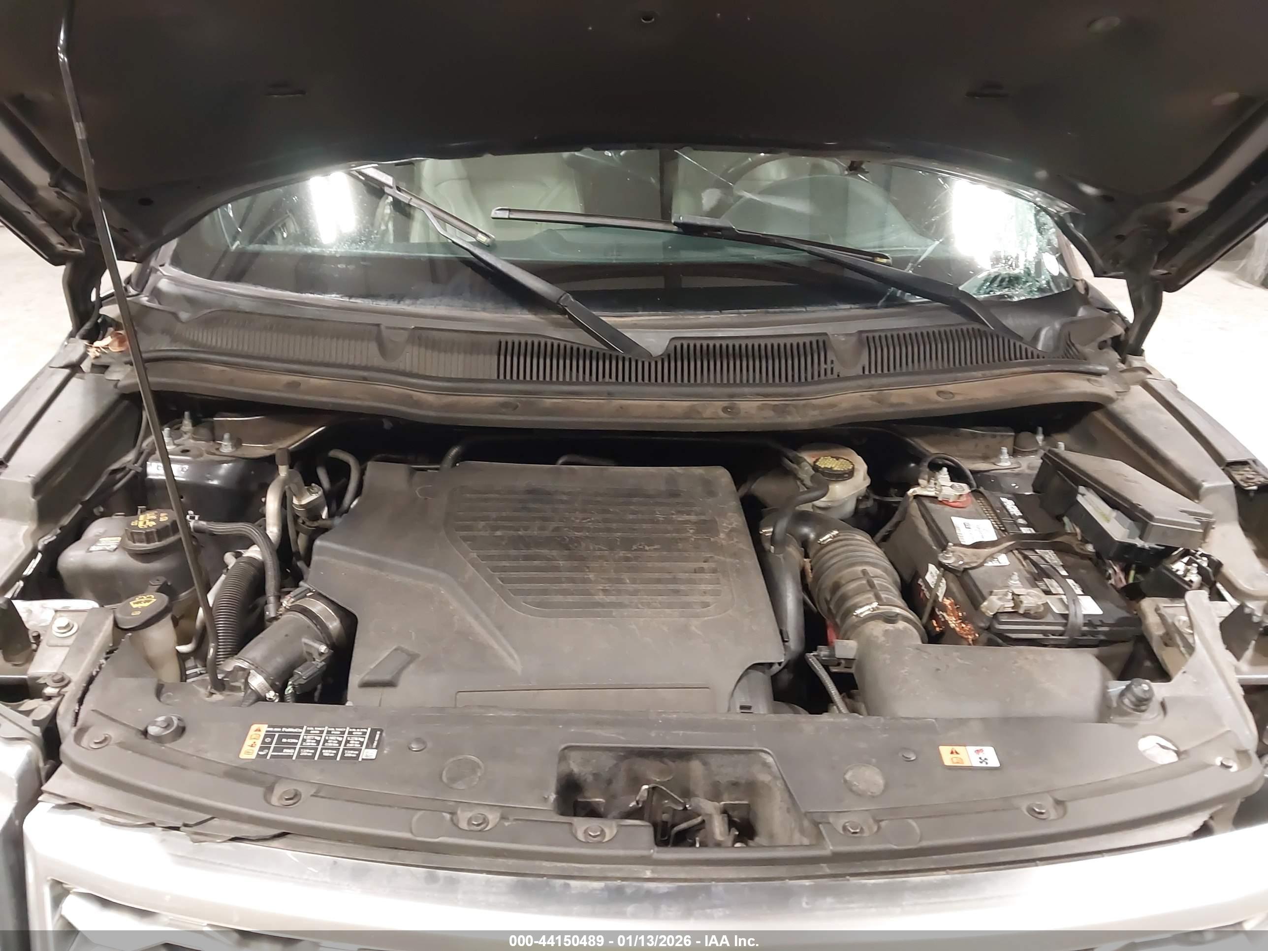 FORD EXPLORER image 10