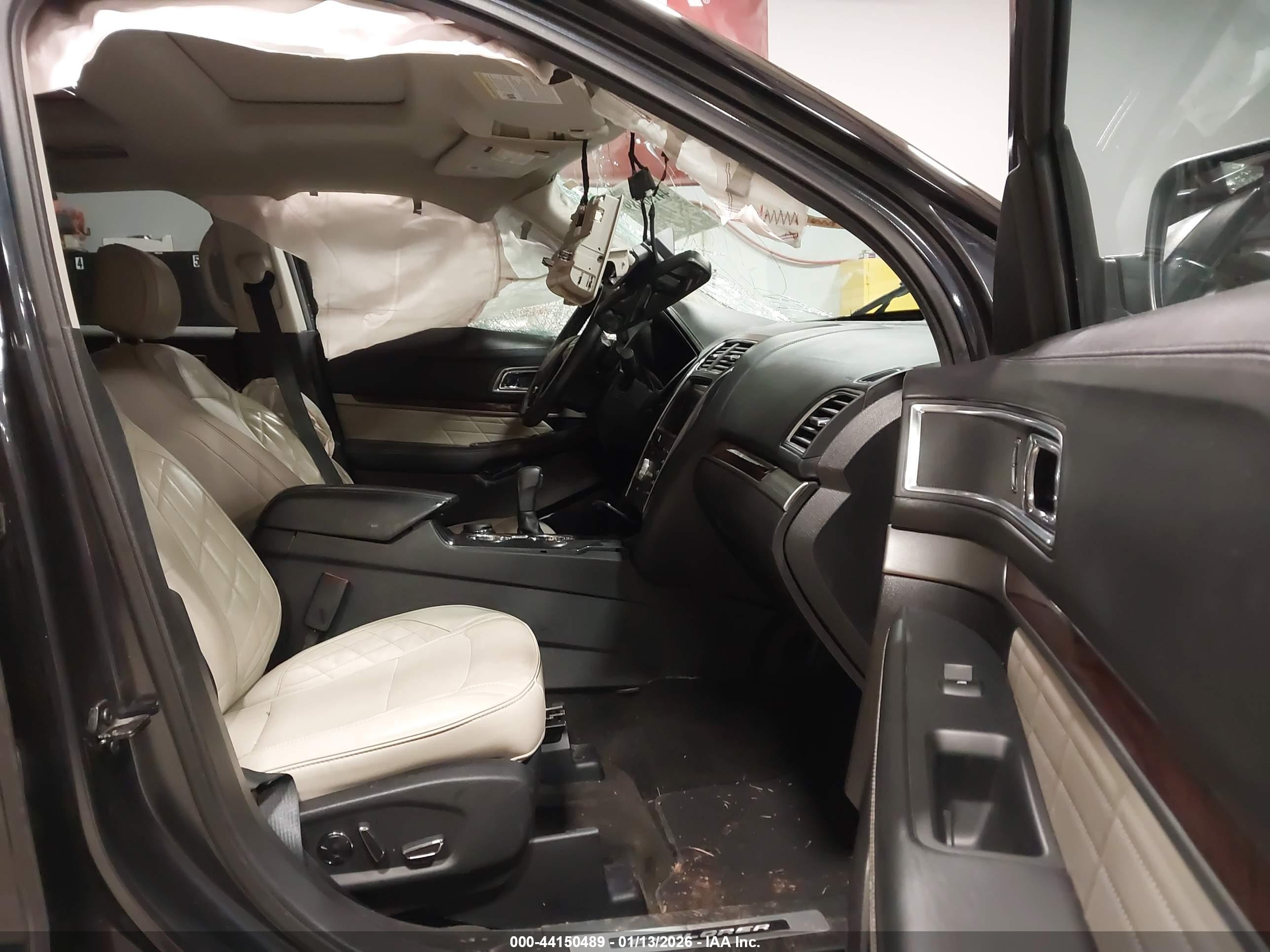 FORD EXPLORER image 5