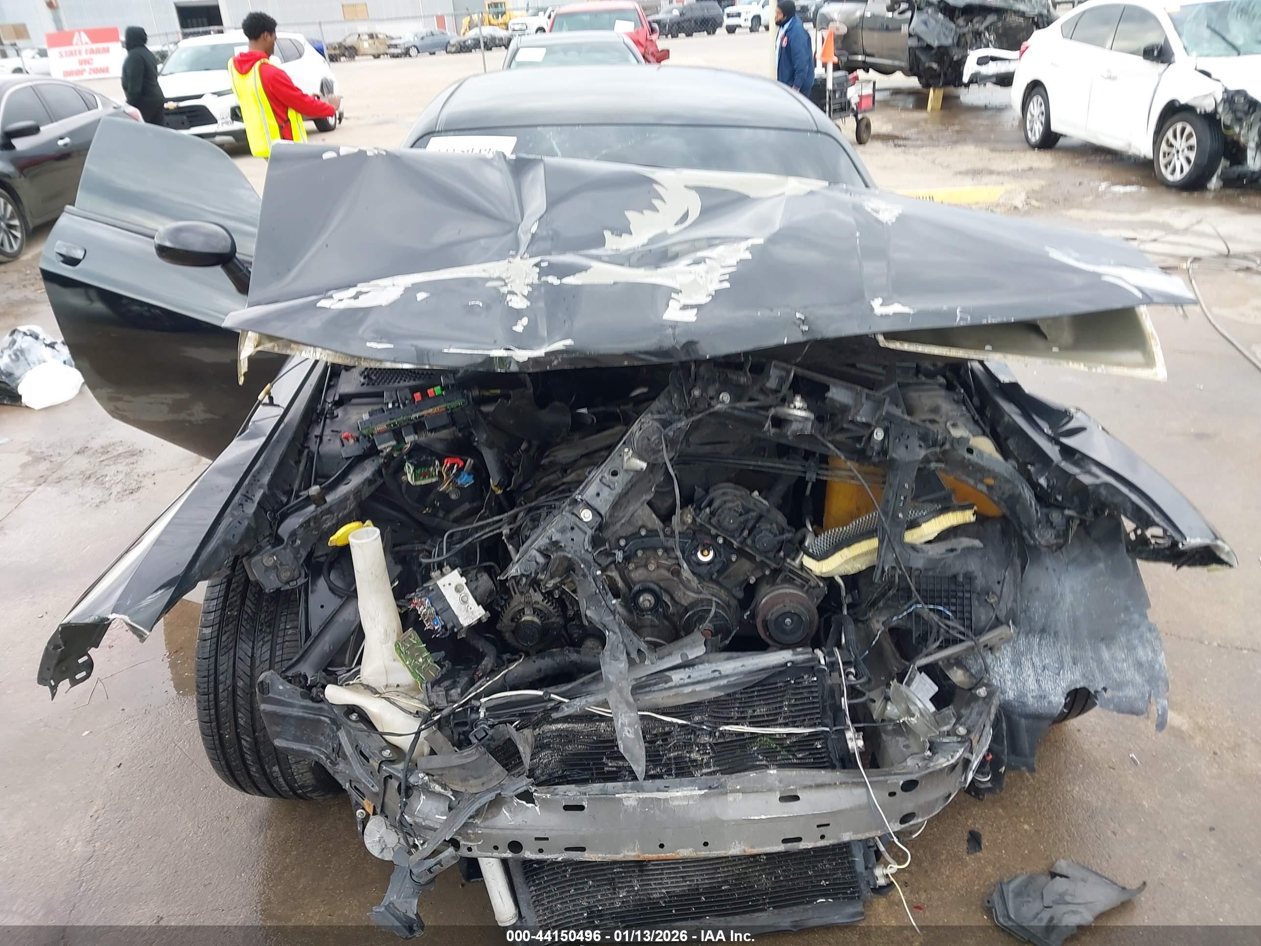 DODGE CHALLENGER image 6