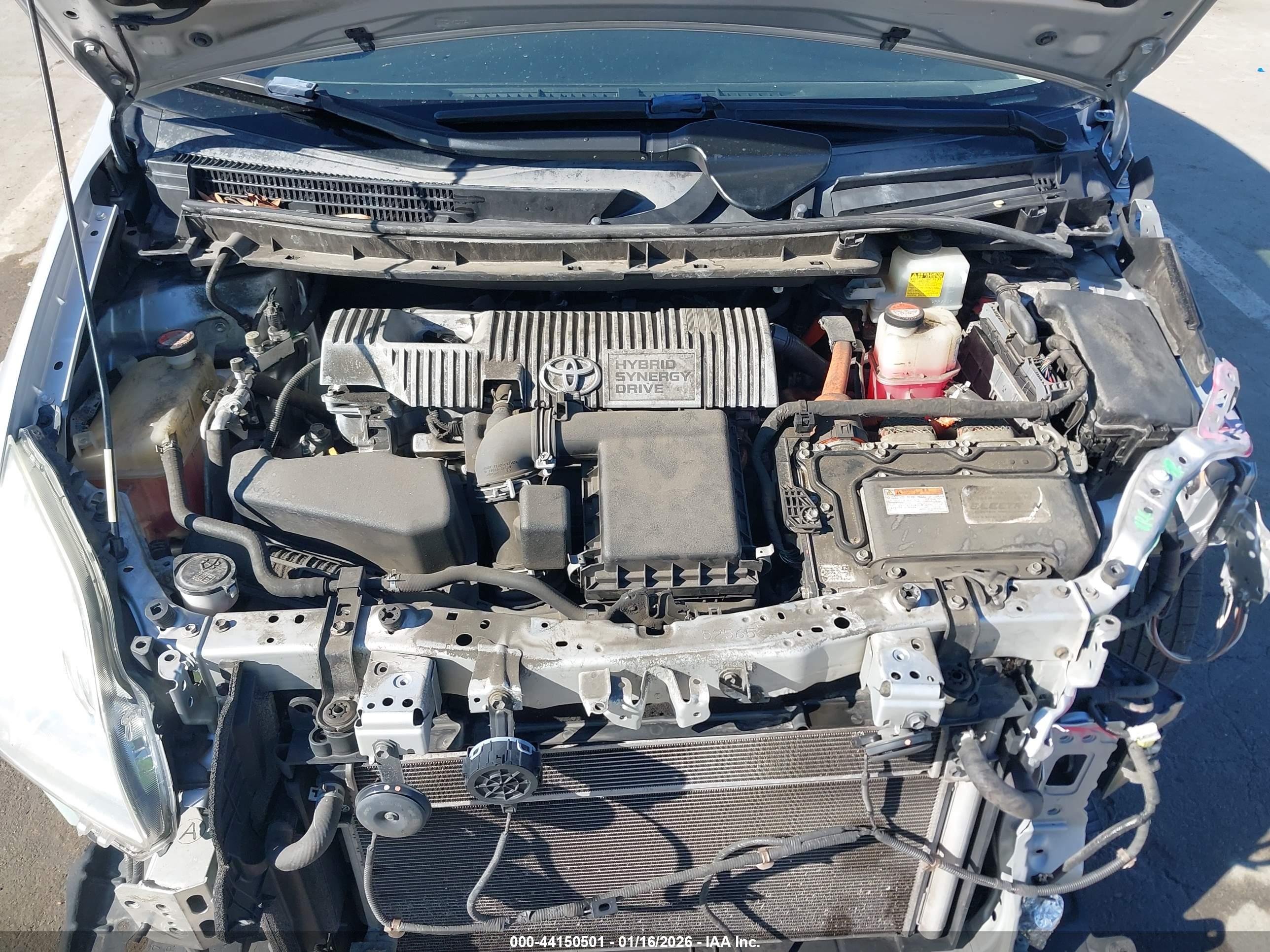TOYOTA PRIUS image 10