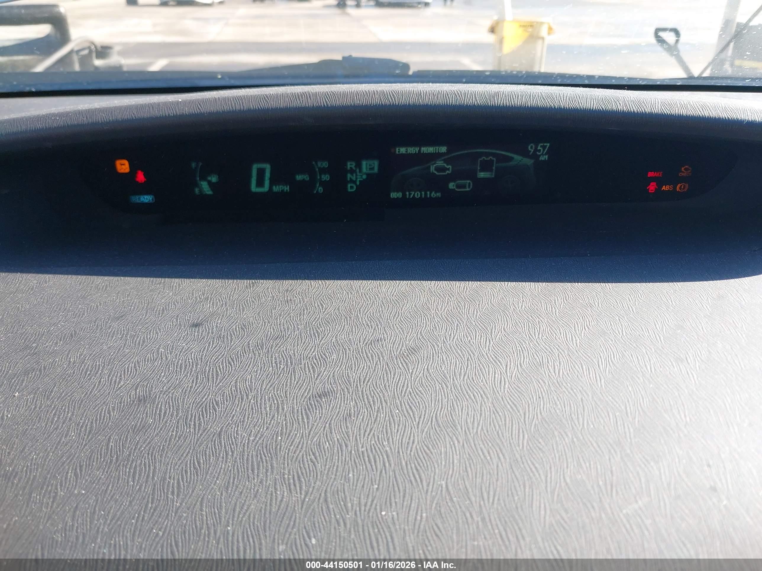 TOYOTA PRIUS image 7