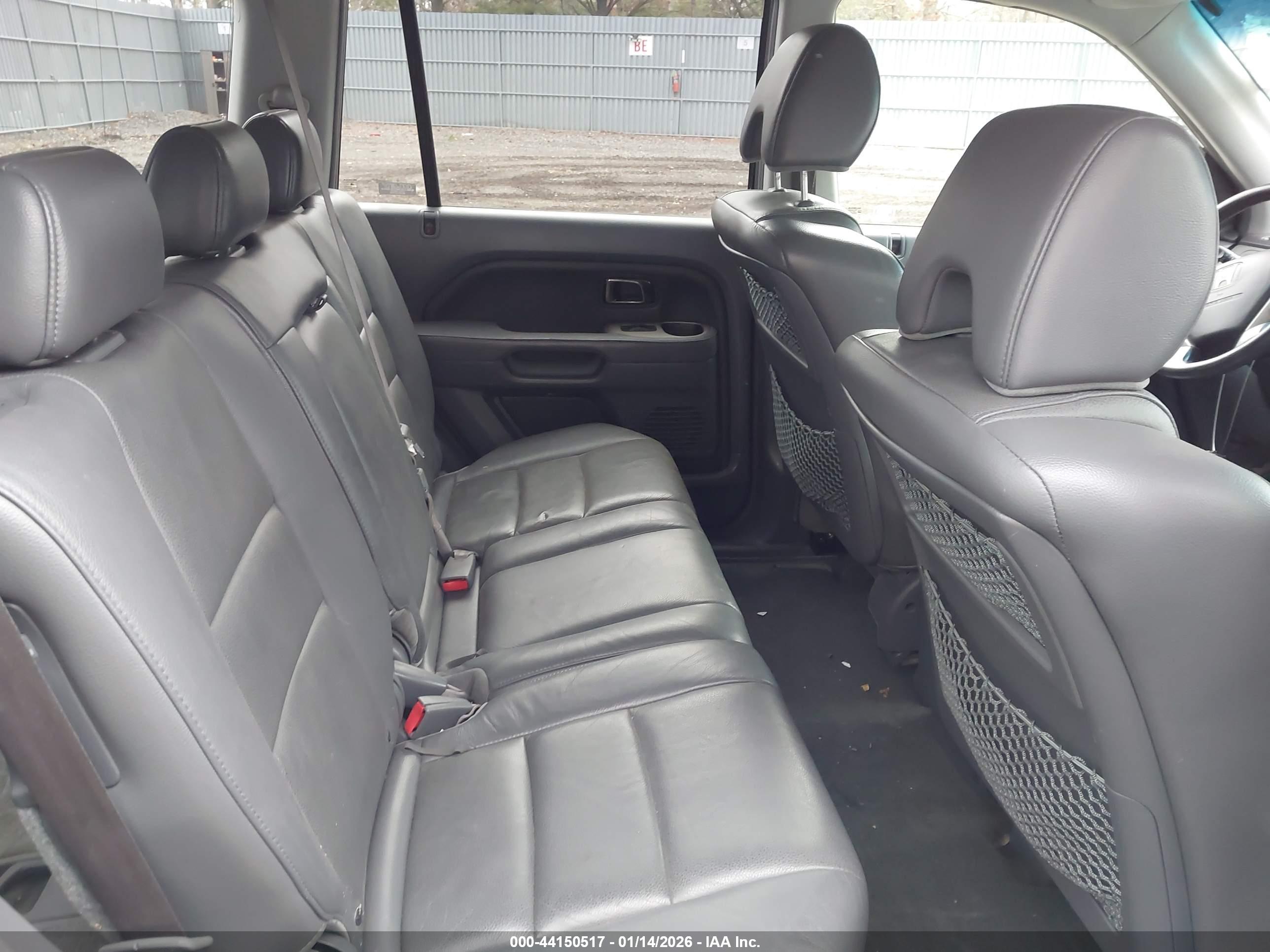 HONDA PILOT image 8