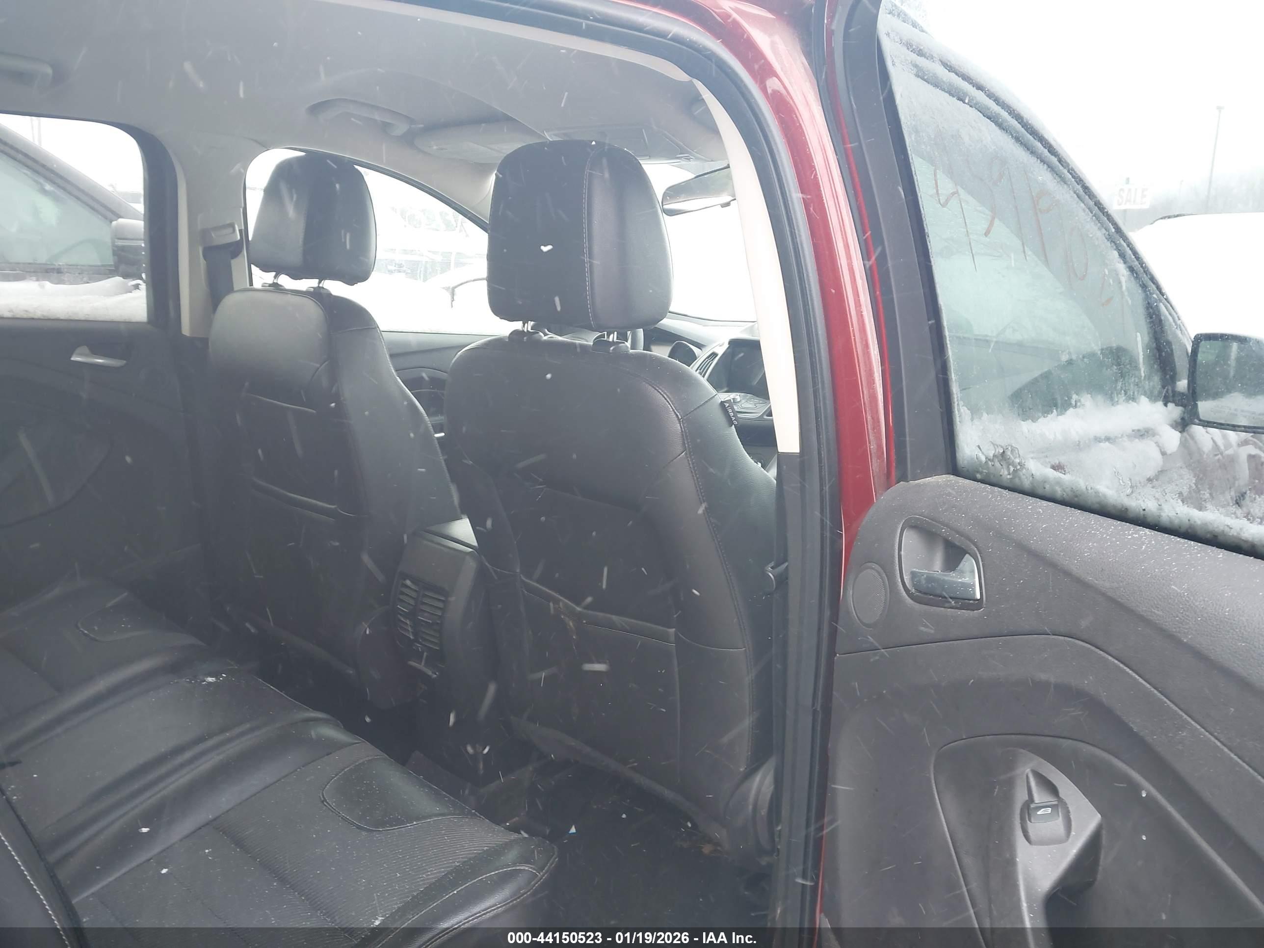 FORD ESCAPE image 8