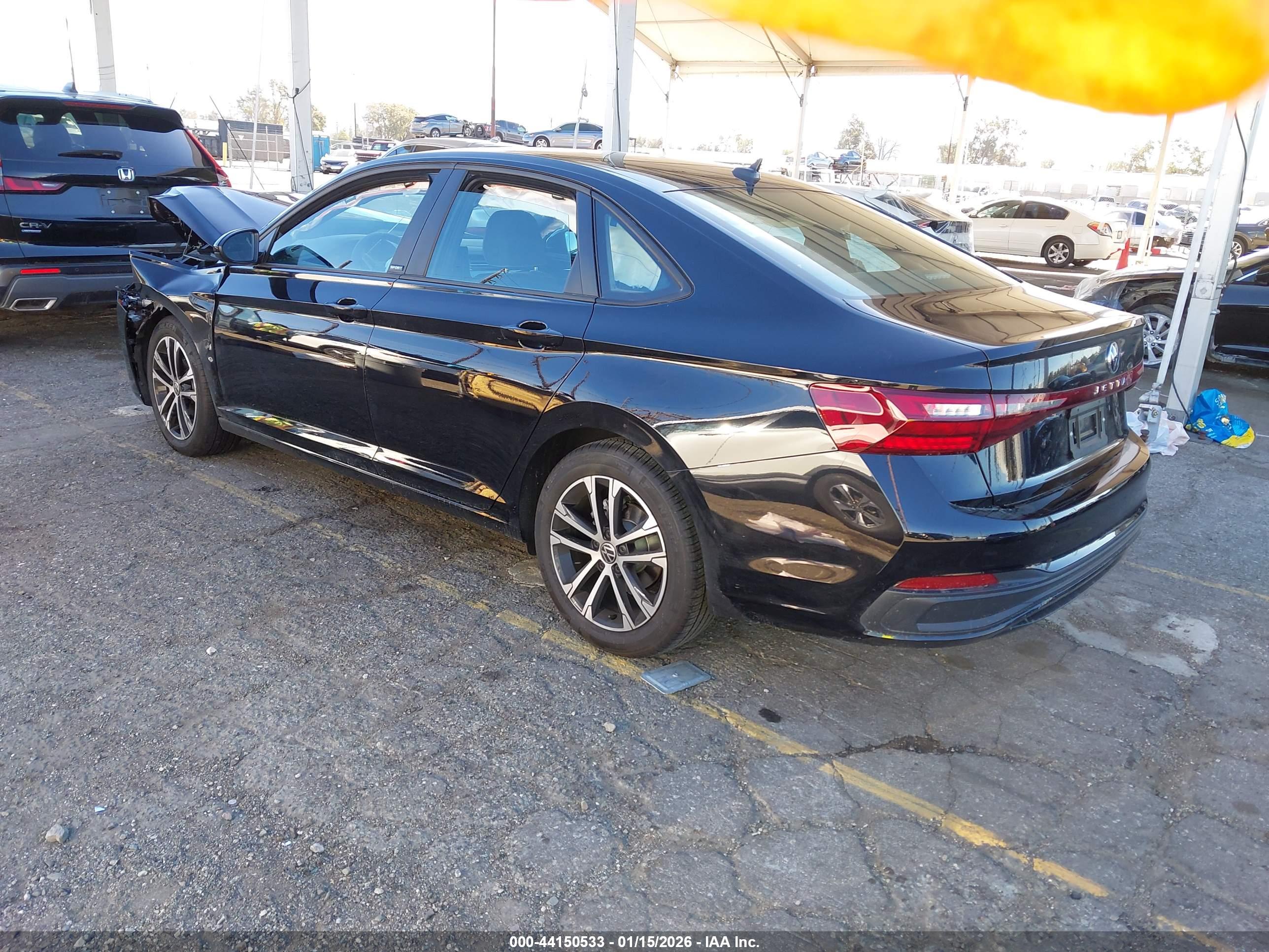 VOLKSWAGEN JETTA image 3
