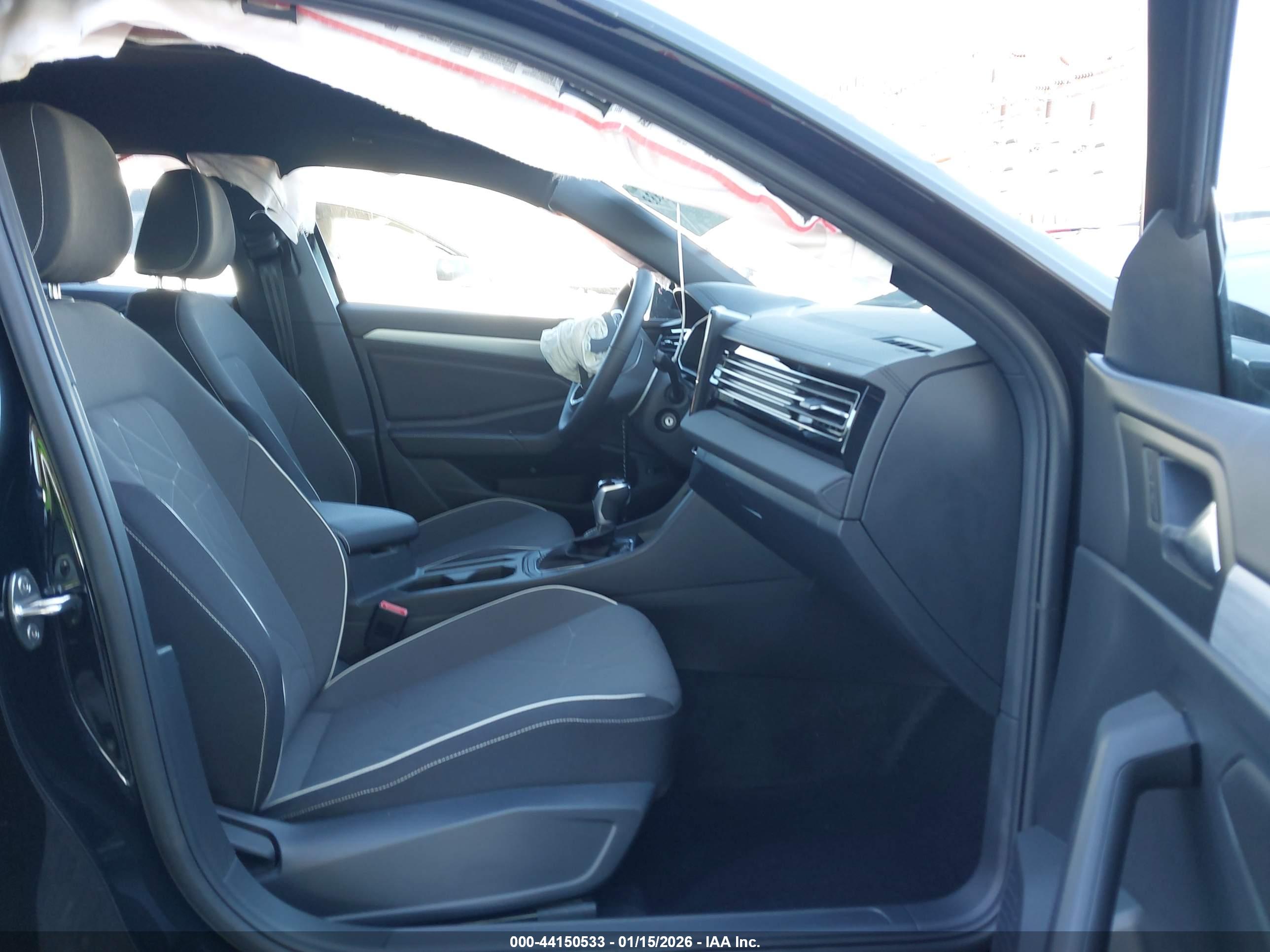 VOLKSWAGEN JETTA image 5