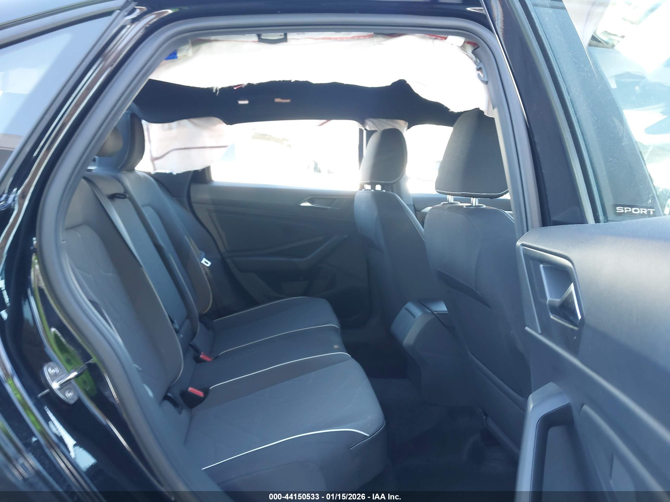 VOLKSWAGEN JETTA image 8