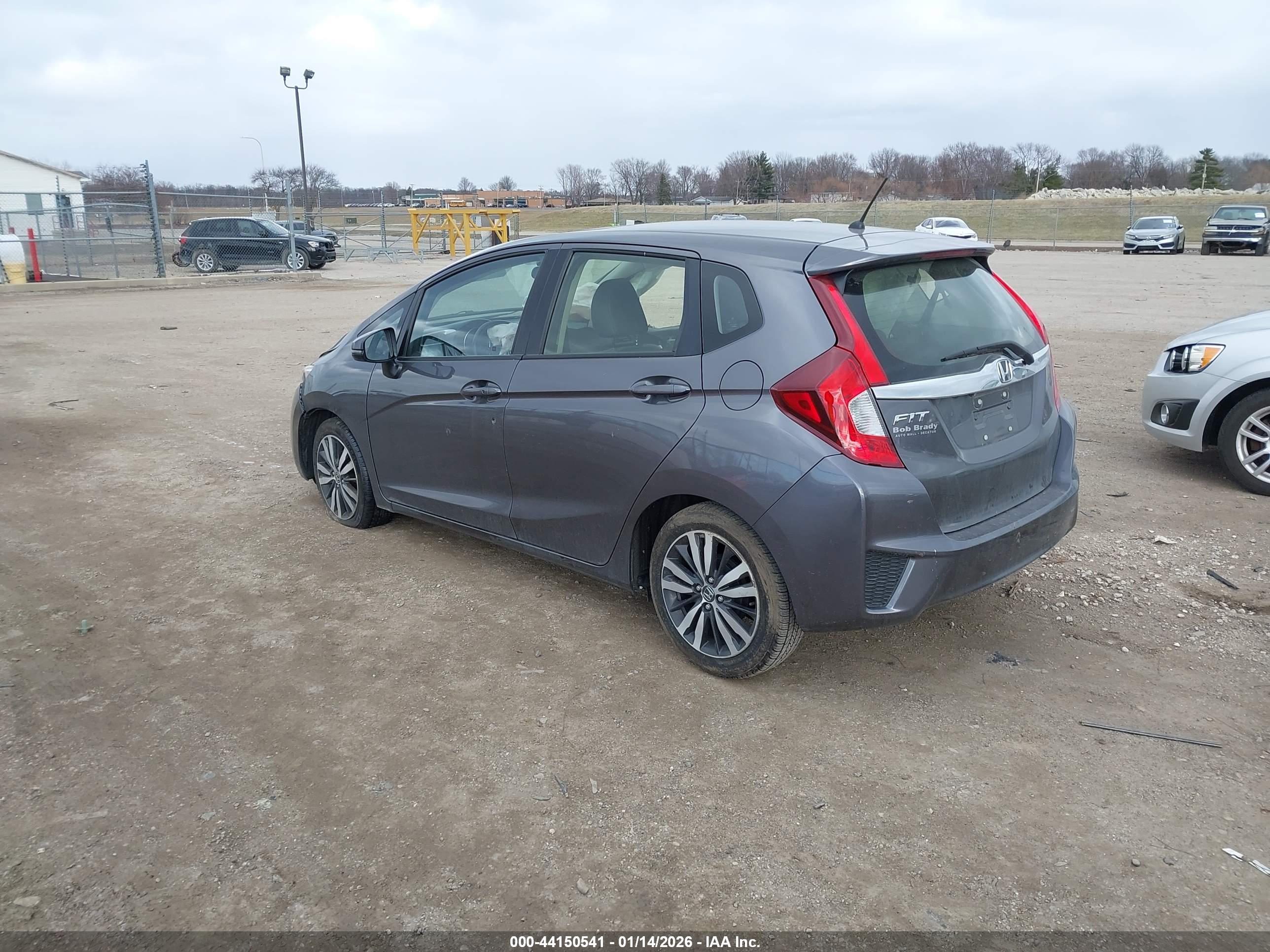 HONDA FIT image 3