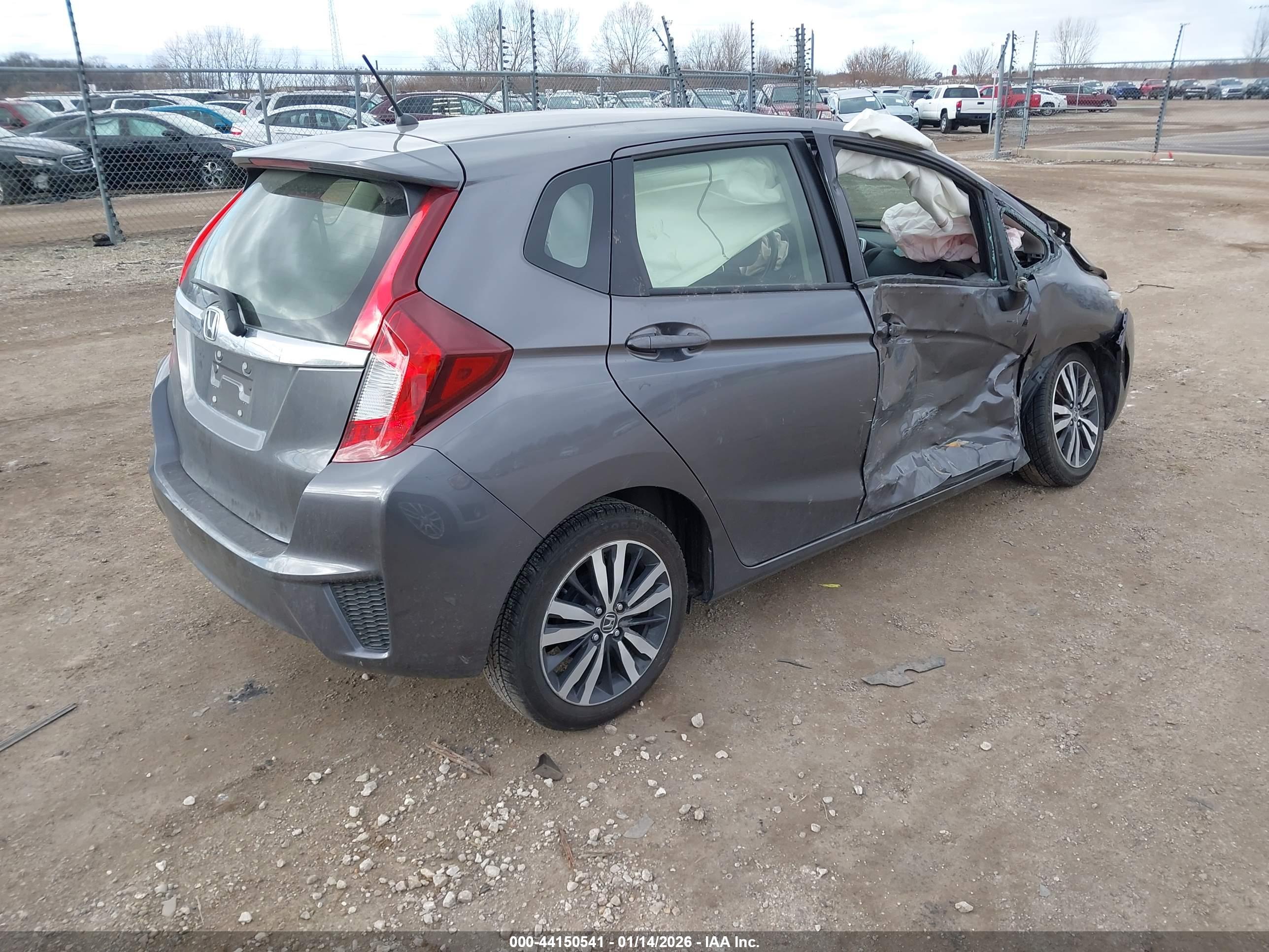 HONDA FIT image 4