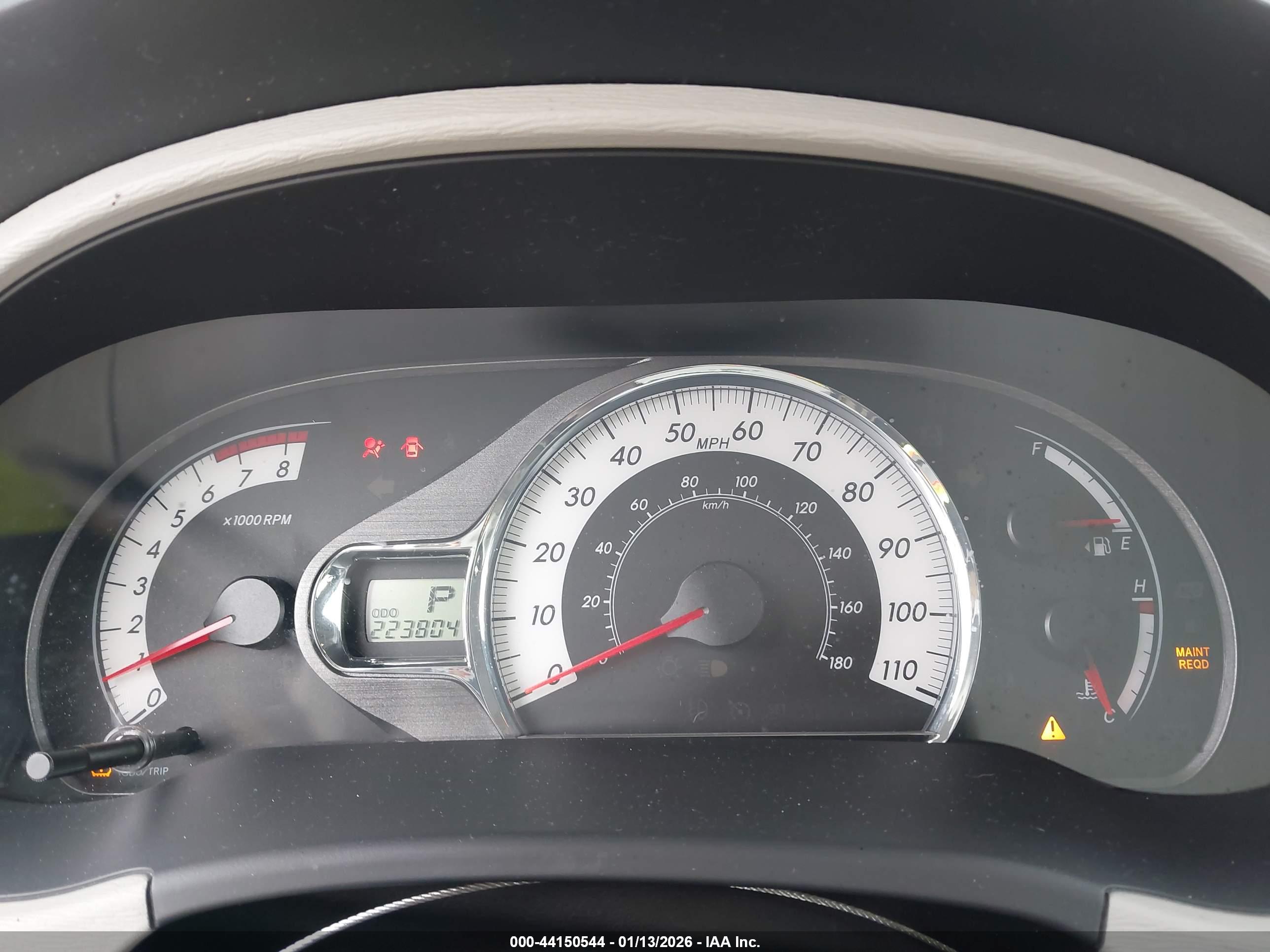 TOYOTA SIENNA image 7