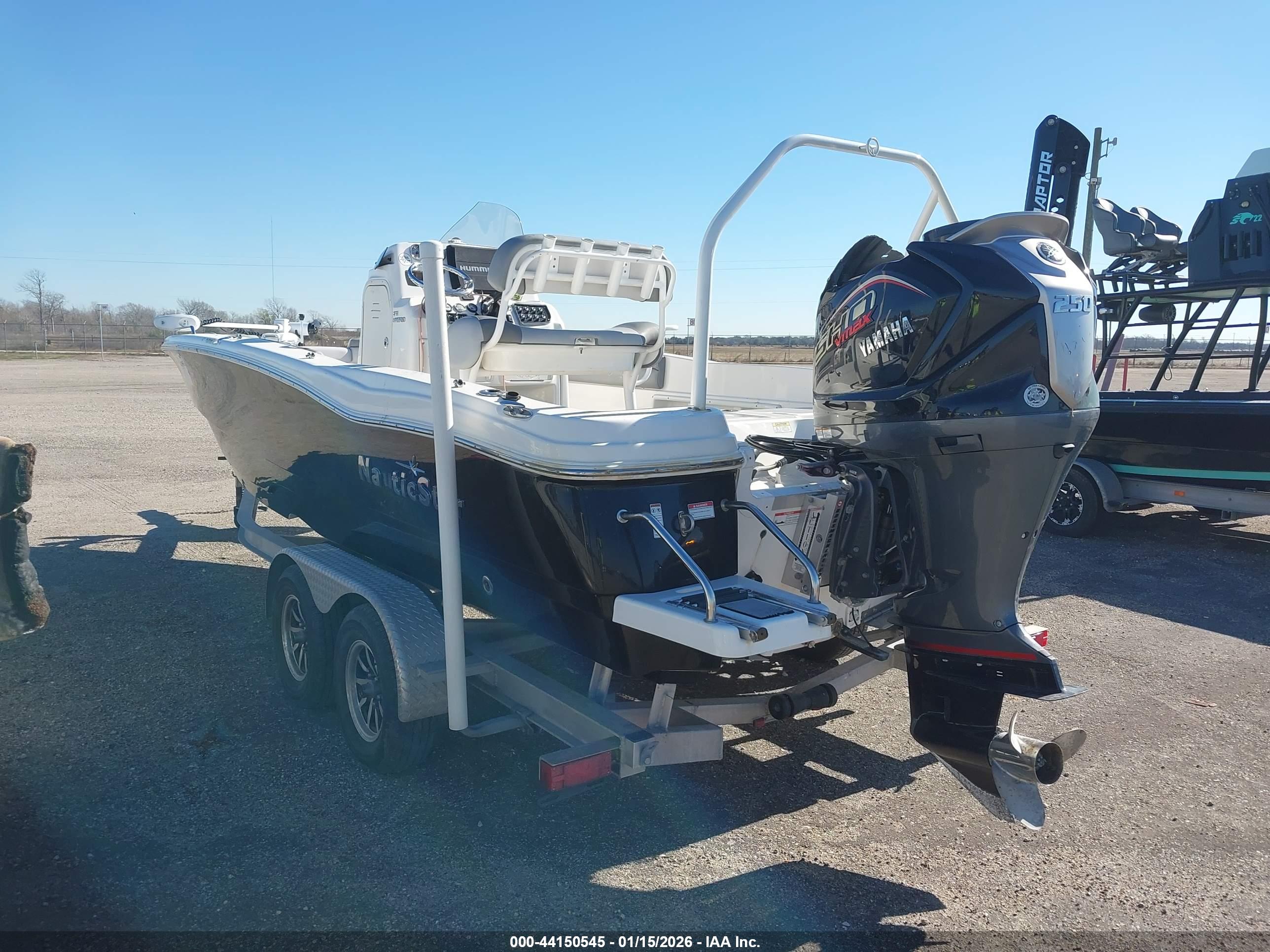 NAUTICSTAR 231 image 3