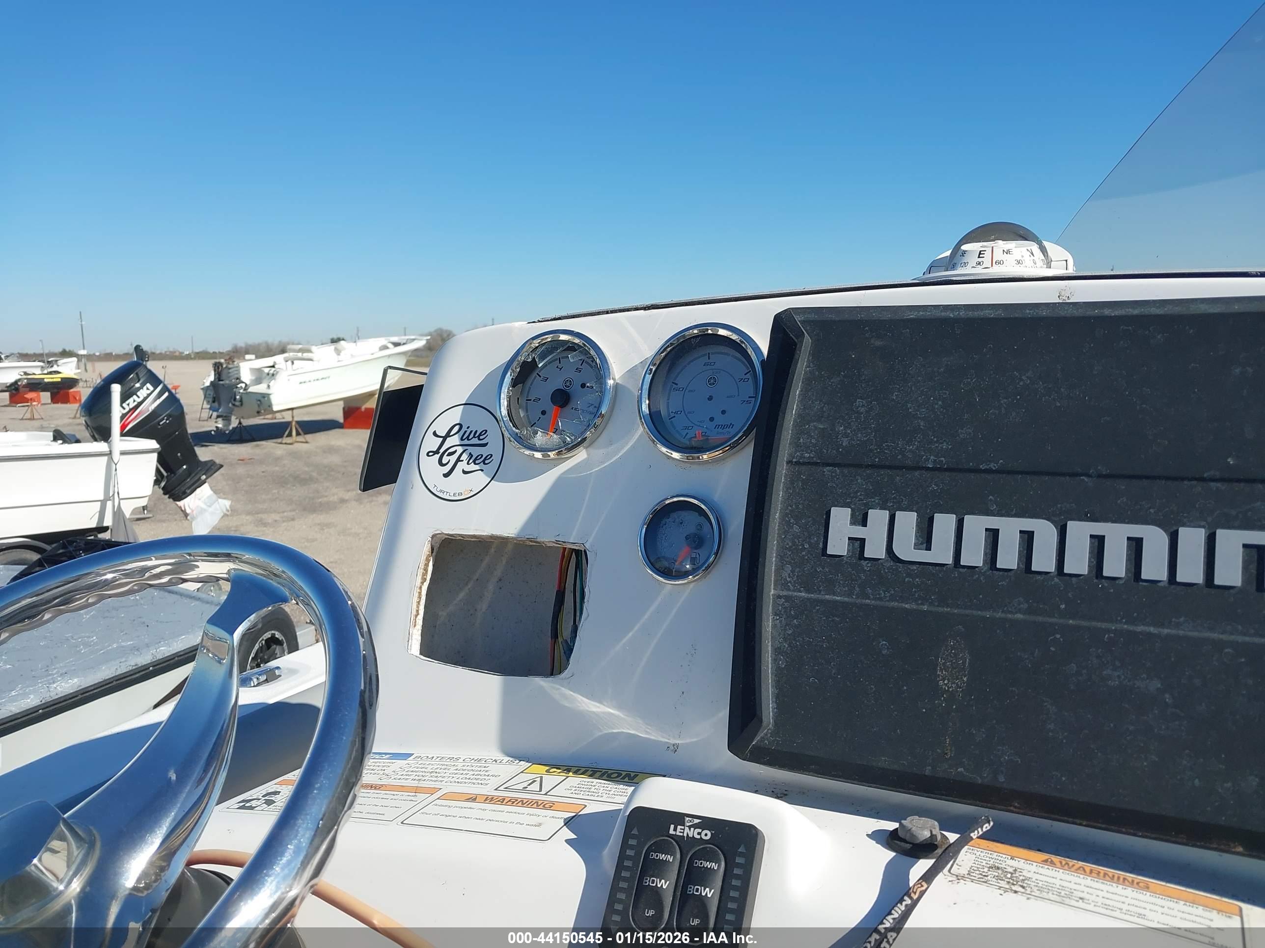 NAUTICSTAR 231 image 7