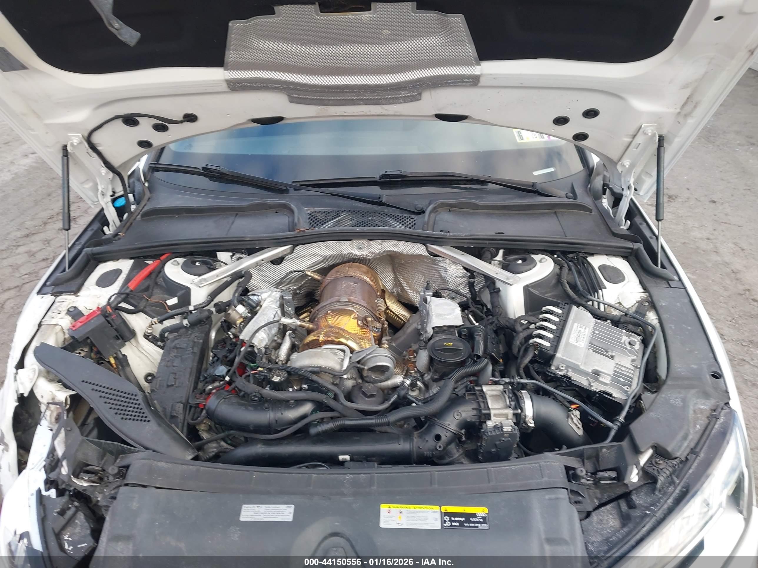 AUDI S4 image 10