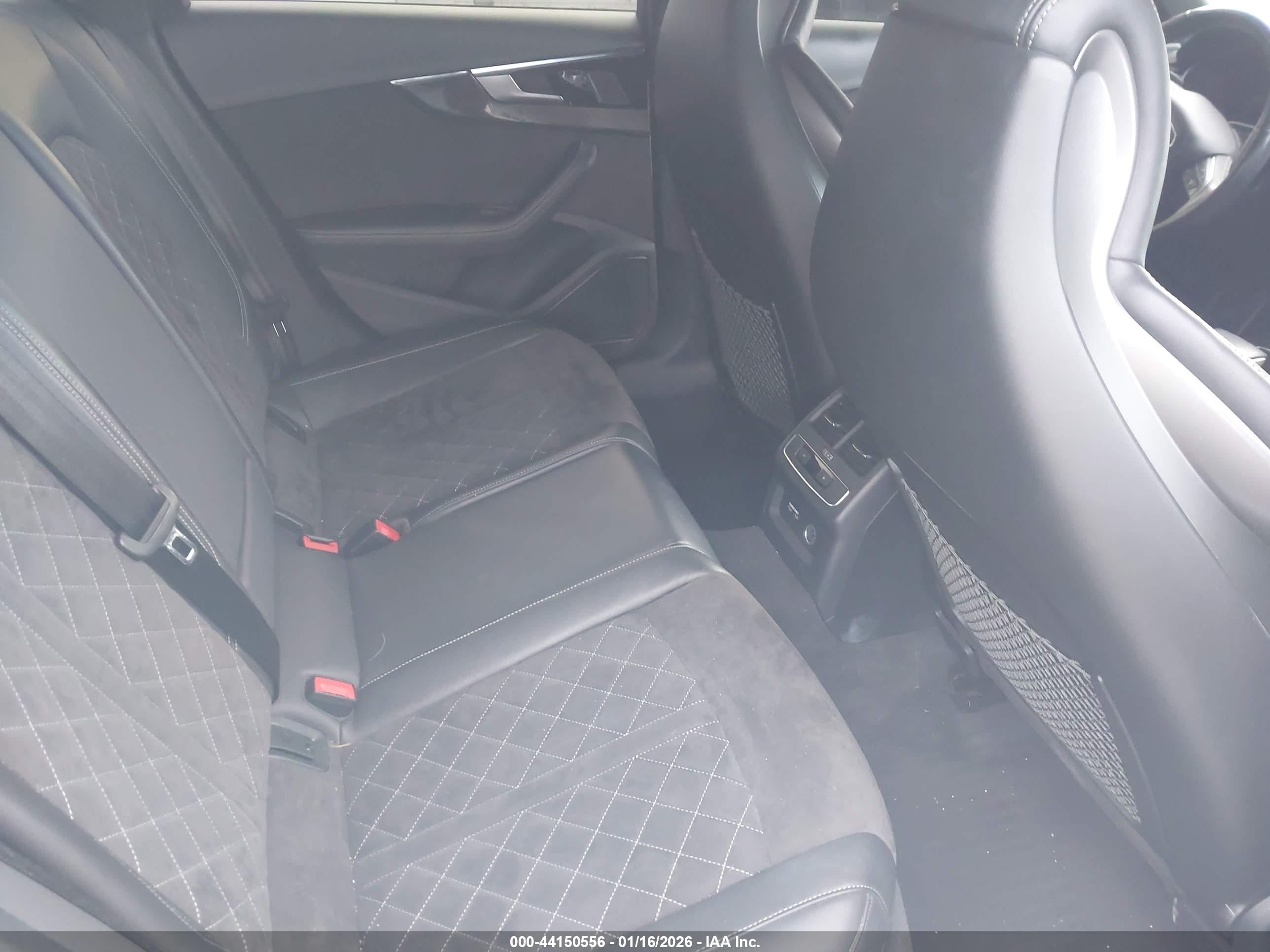AUDI S4 image 8