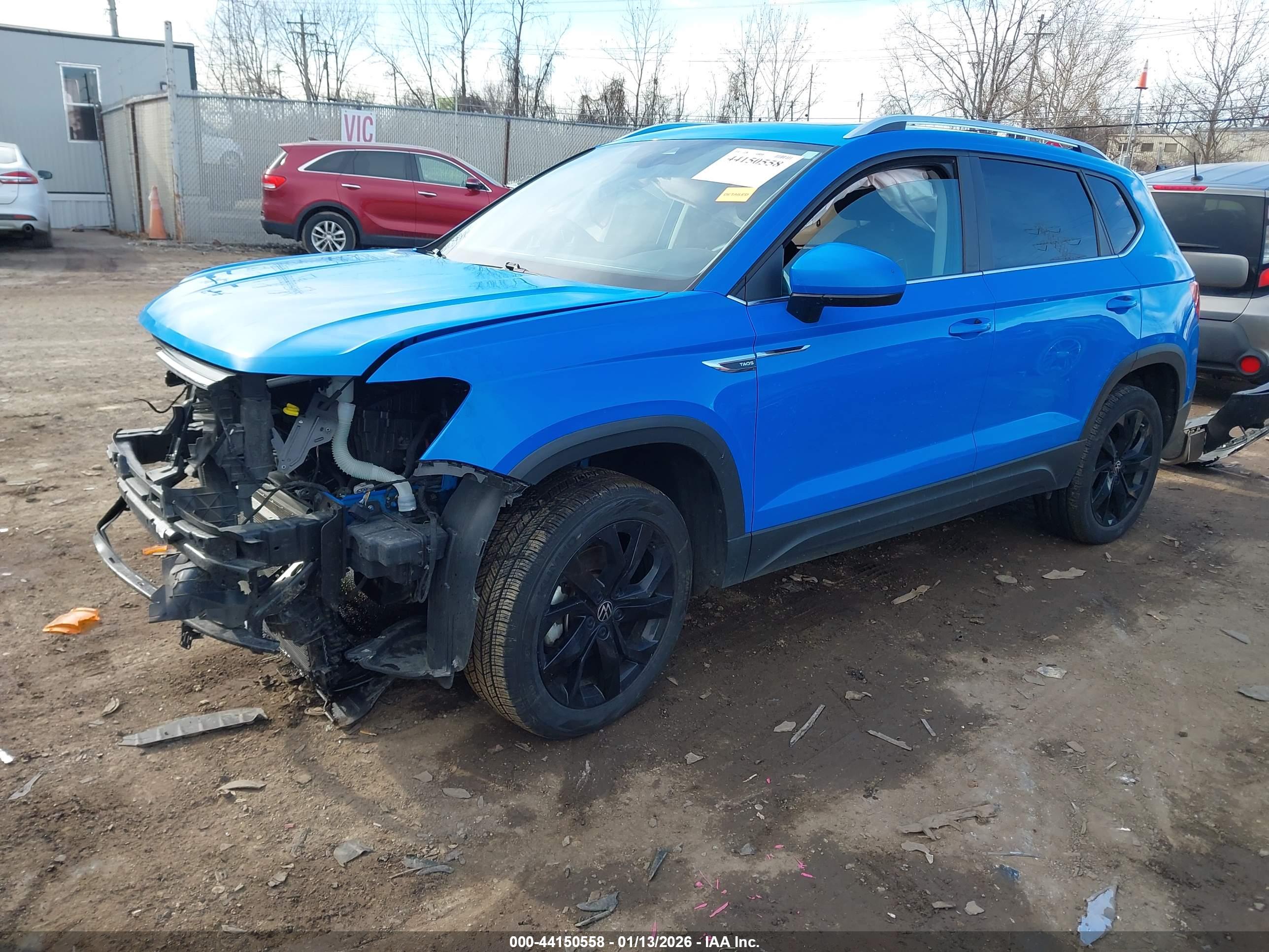 VOLKSWAGEN TAOS image 2