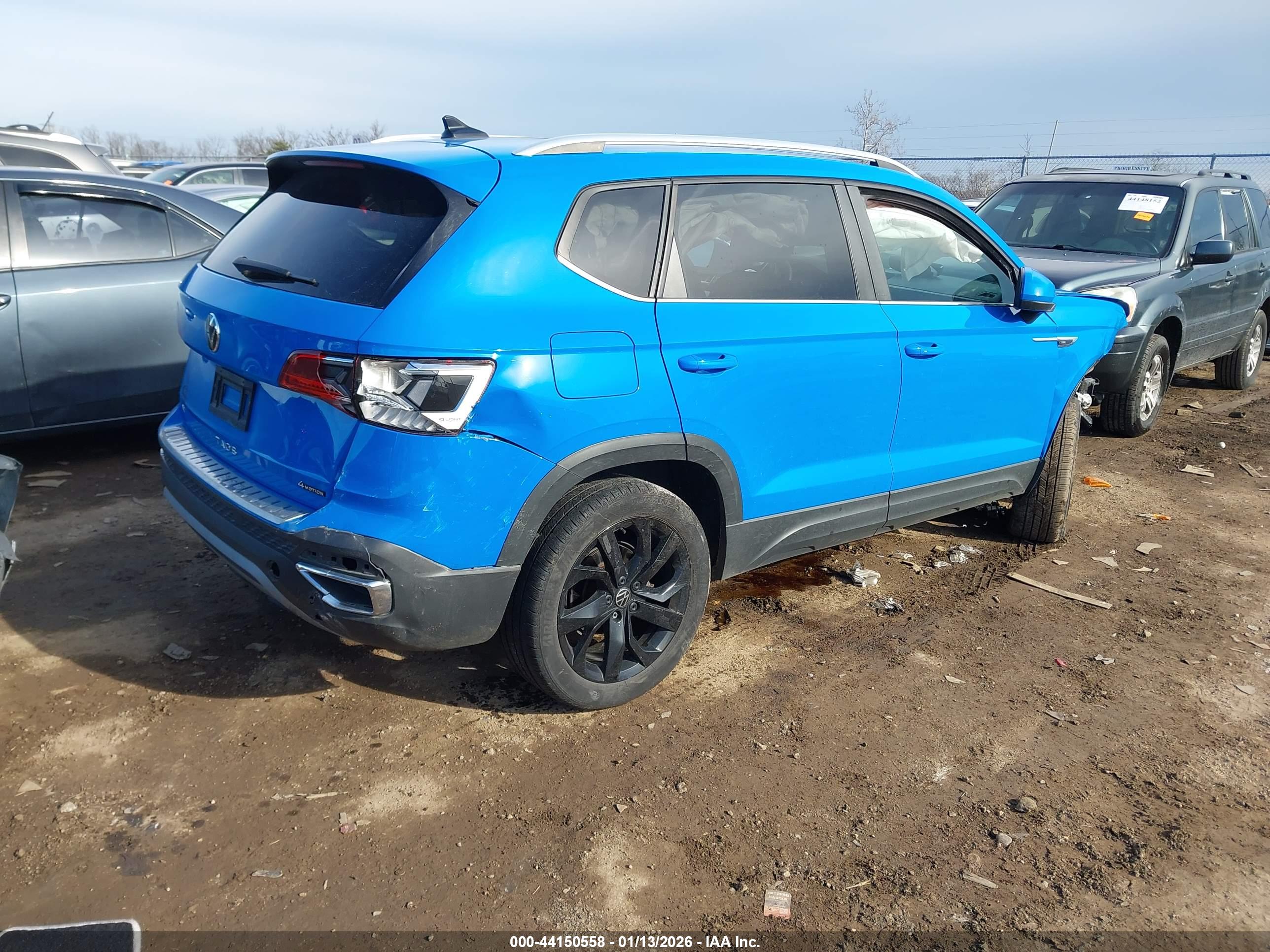 VOLKSWAGEN TAOS image 4