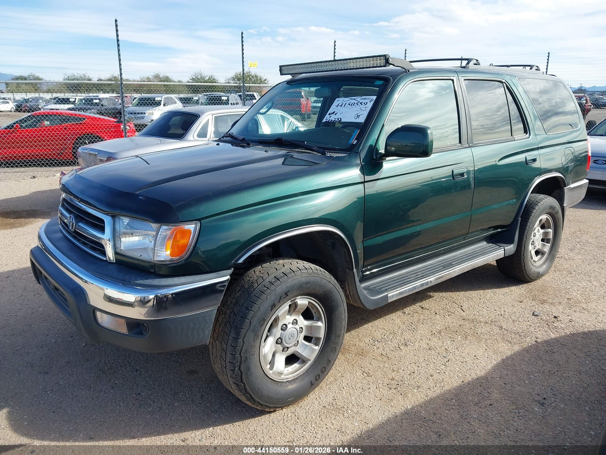 TOYOTA 4RUNNER image 2
