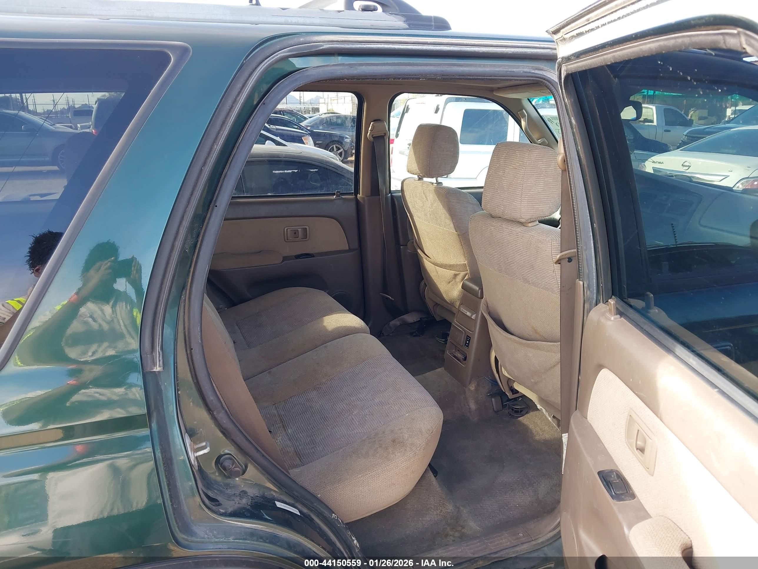 TOYOTA 4RUNNER image 8