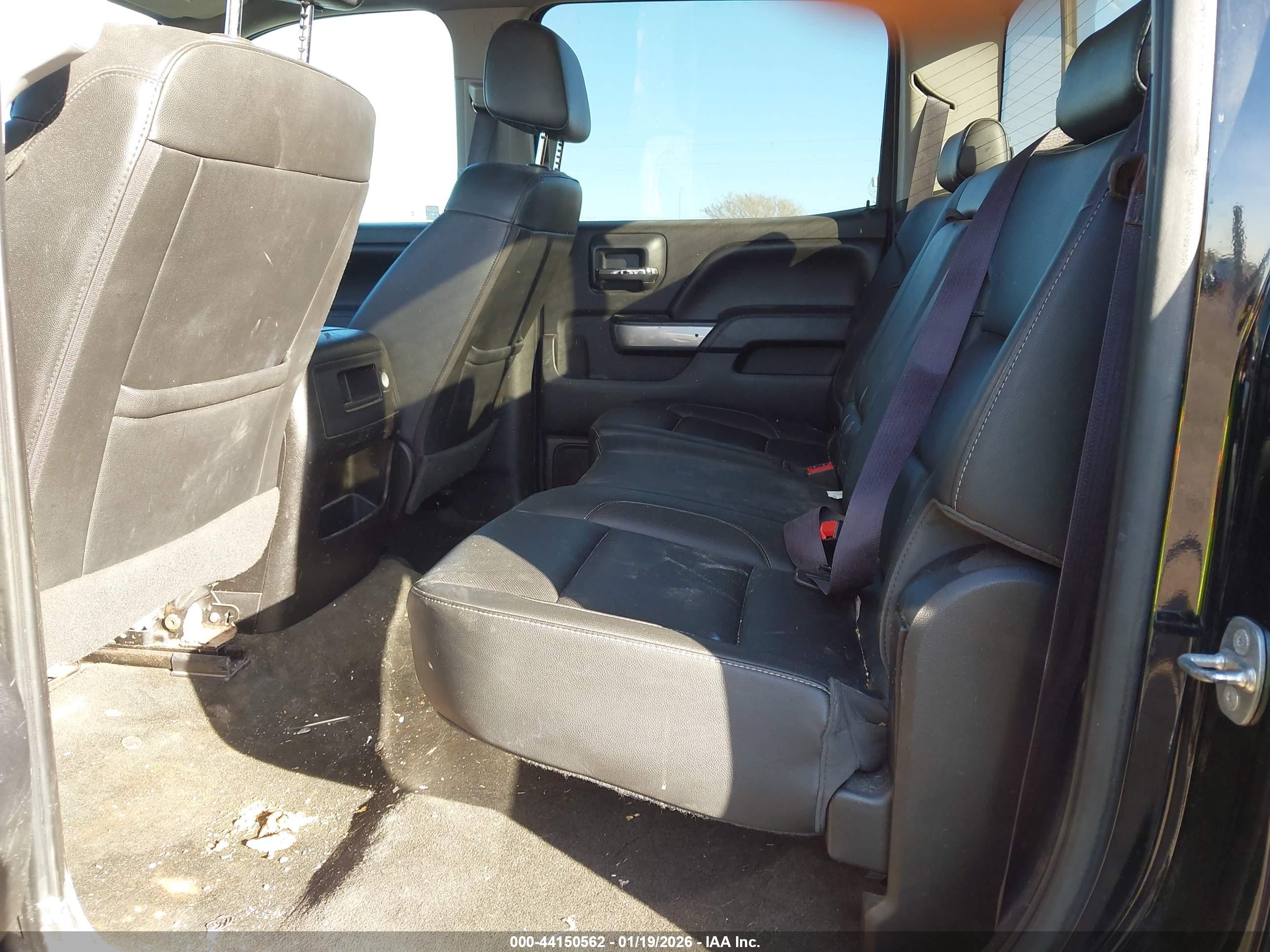 CHEVROLET SILVERADO image 7