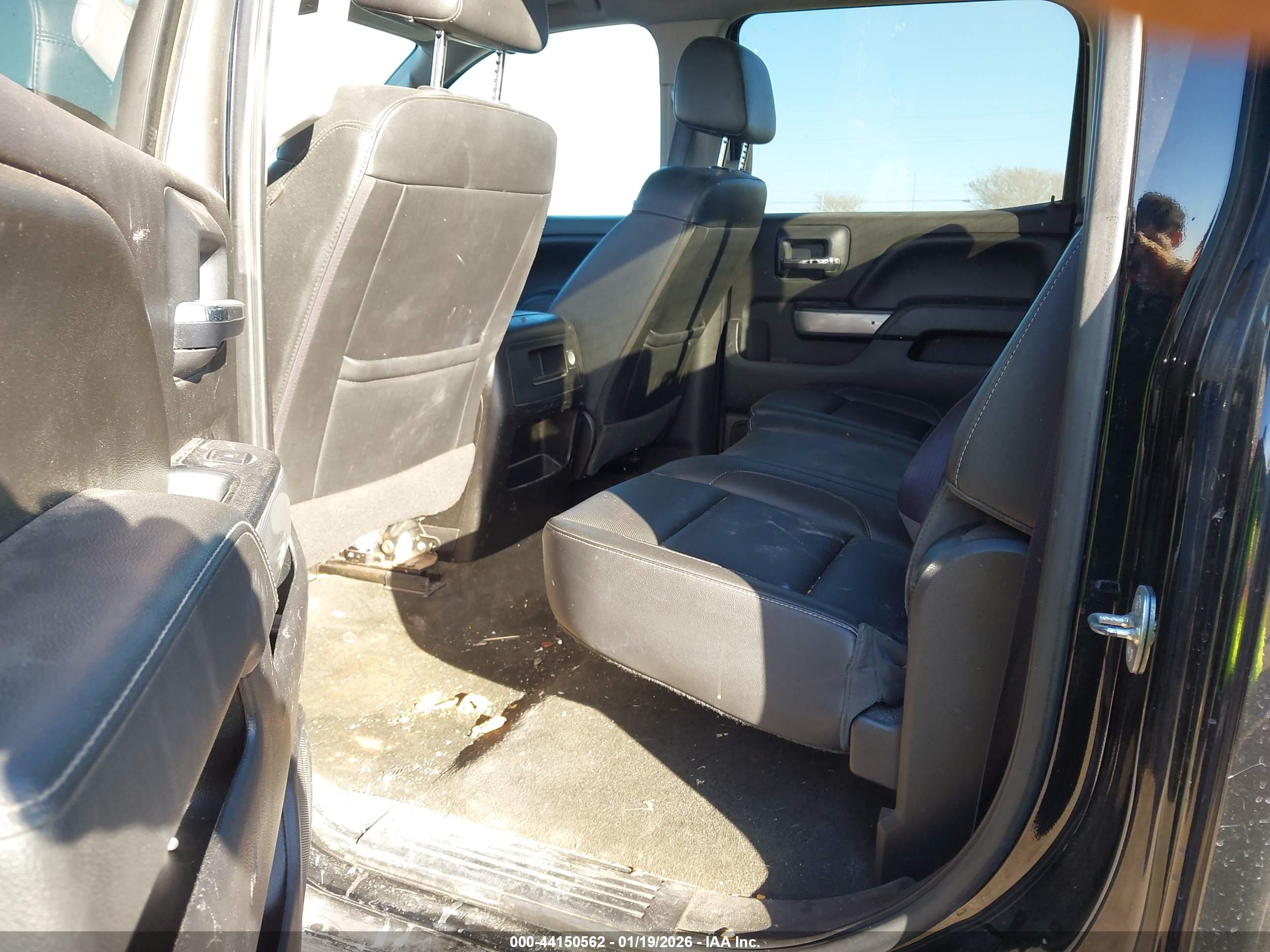 CHEVROLET SILVERADO image 8